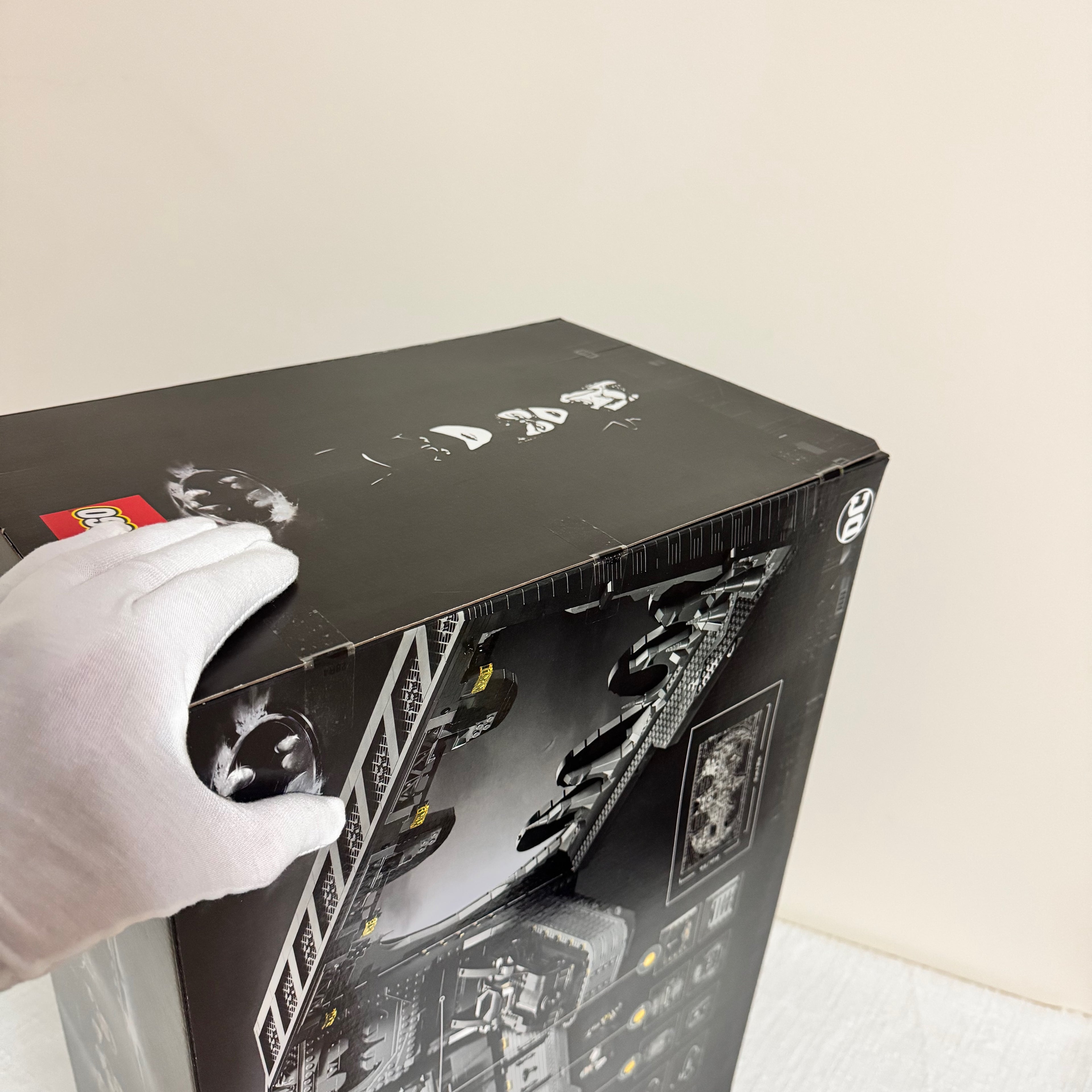 76252 (NISB) LEGO Batman Returns Batcave – Shadow Box