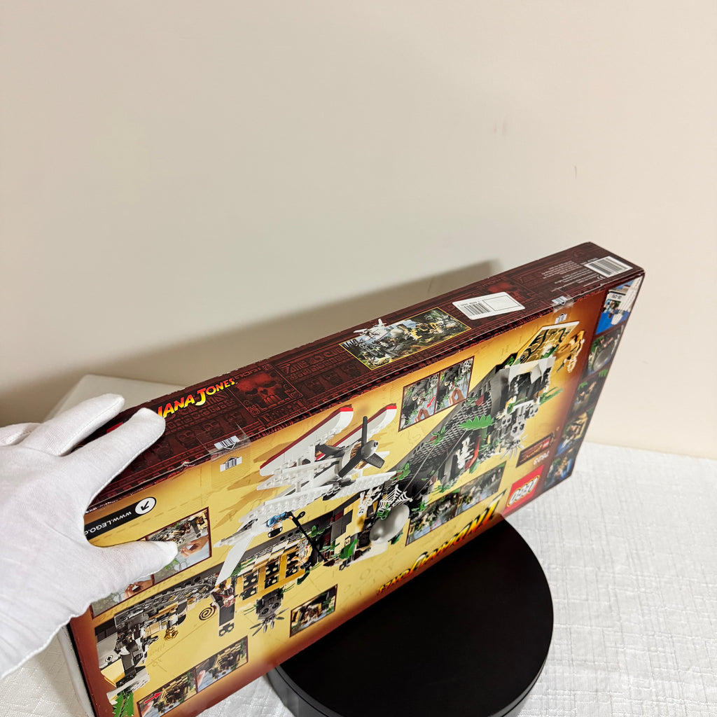 7623 (NISB) LEGO Indiana Jones Raiders of the Lost Ark Temple Escape