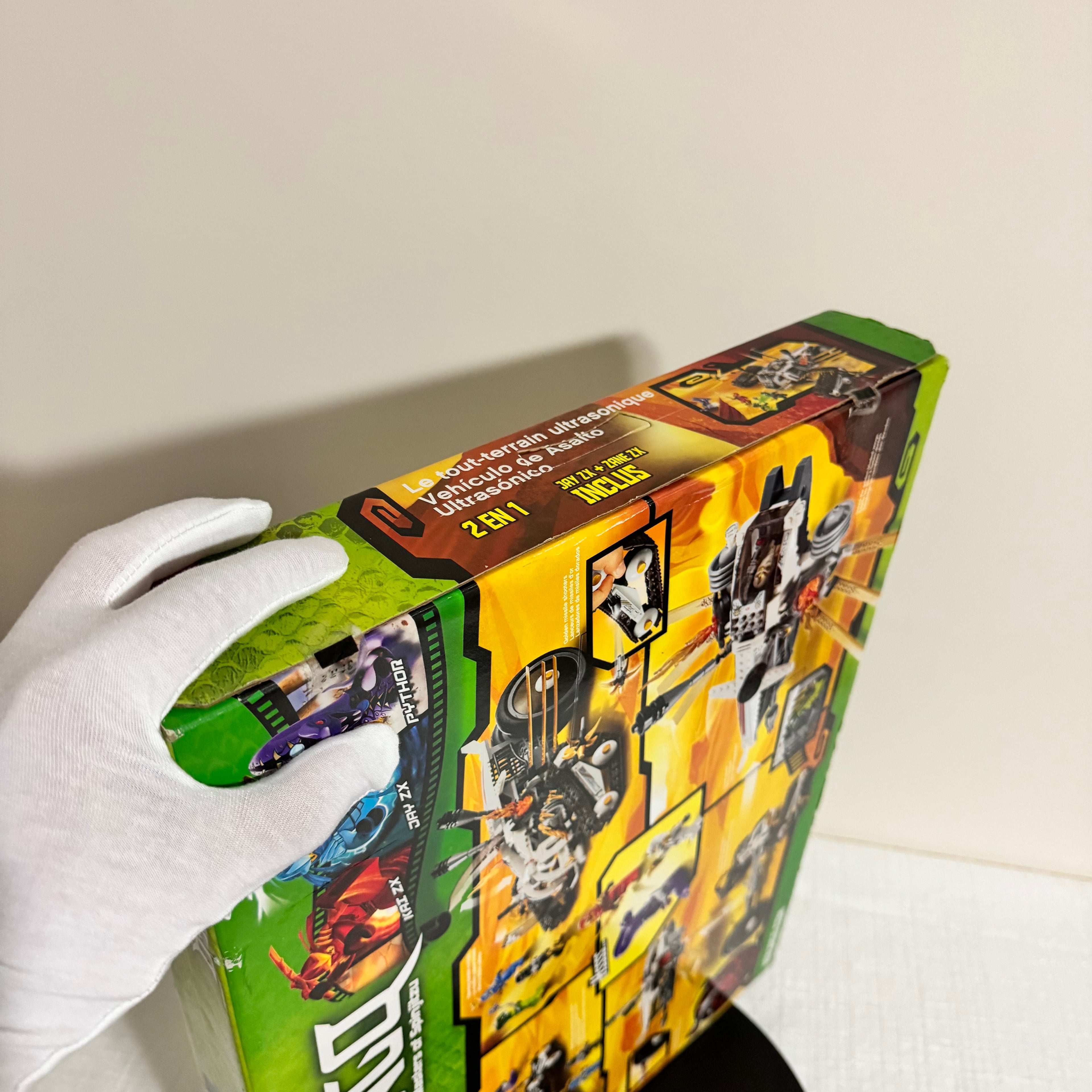 9449 (NISB) LEGO Ninjago Rise of the Snakes Ultra Sonic Raider