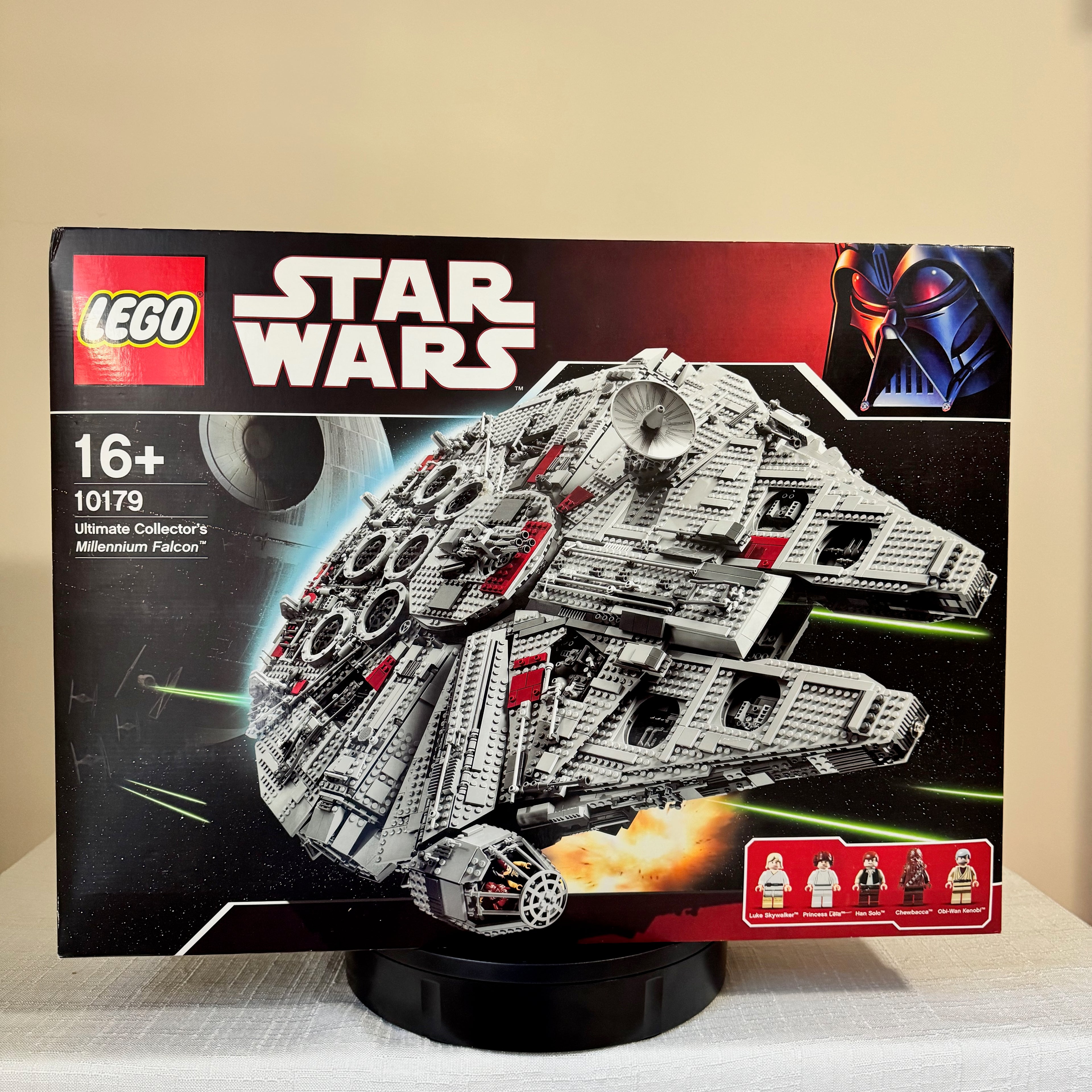 10179 (NISB) LEGO Star Wars UCS Ultimate Collector's Millennium Falcon
