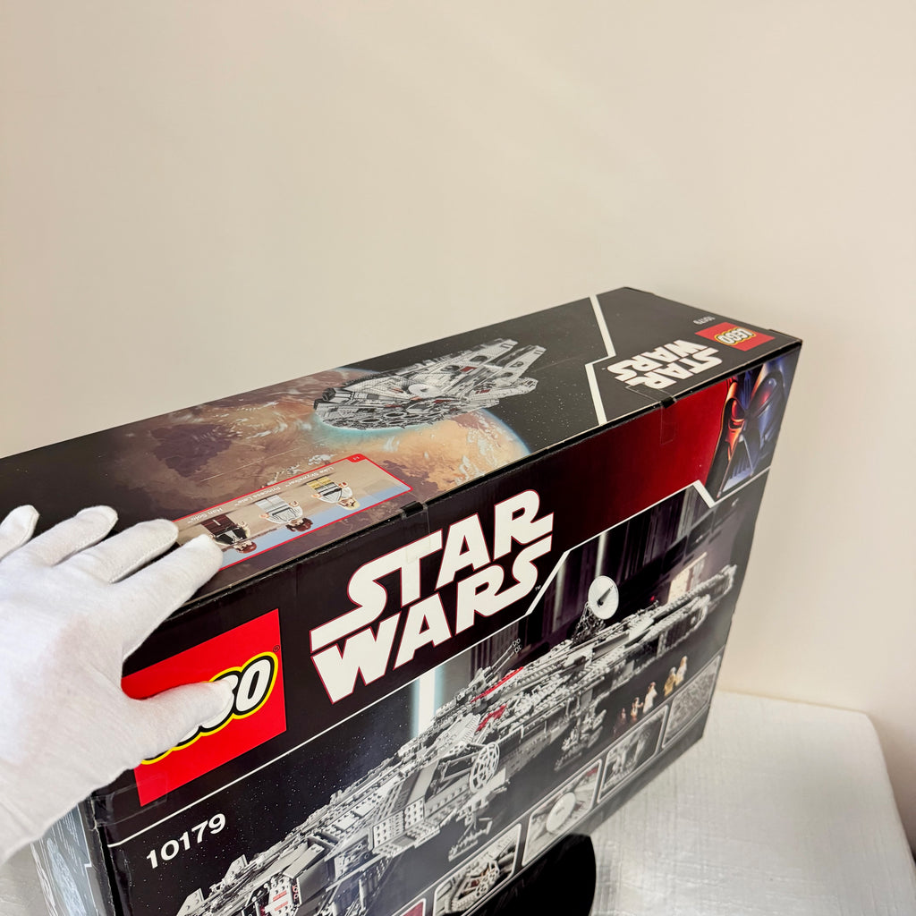 10179 (NISB) LEGO Star Wars UCS Ultimate Collector's Millennium Falcon