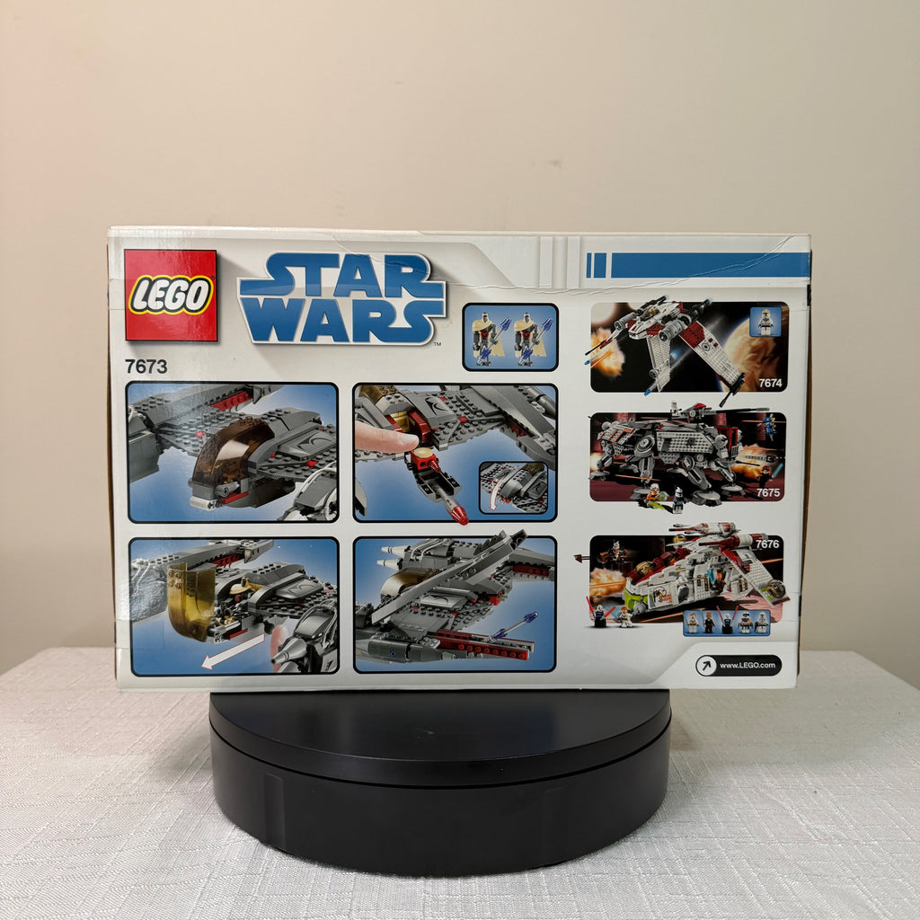 7673 (NISB) LEGO Star Wars The Clone Wars MagnaGuard Starfighter