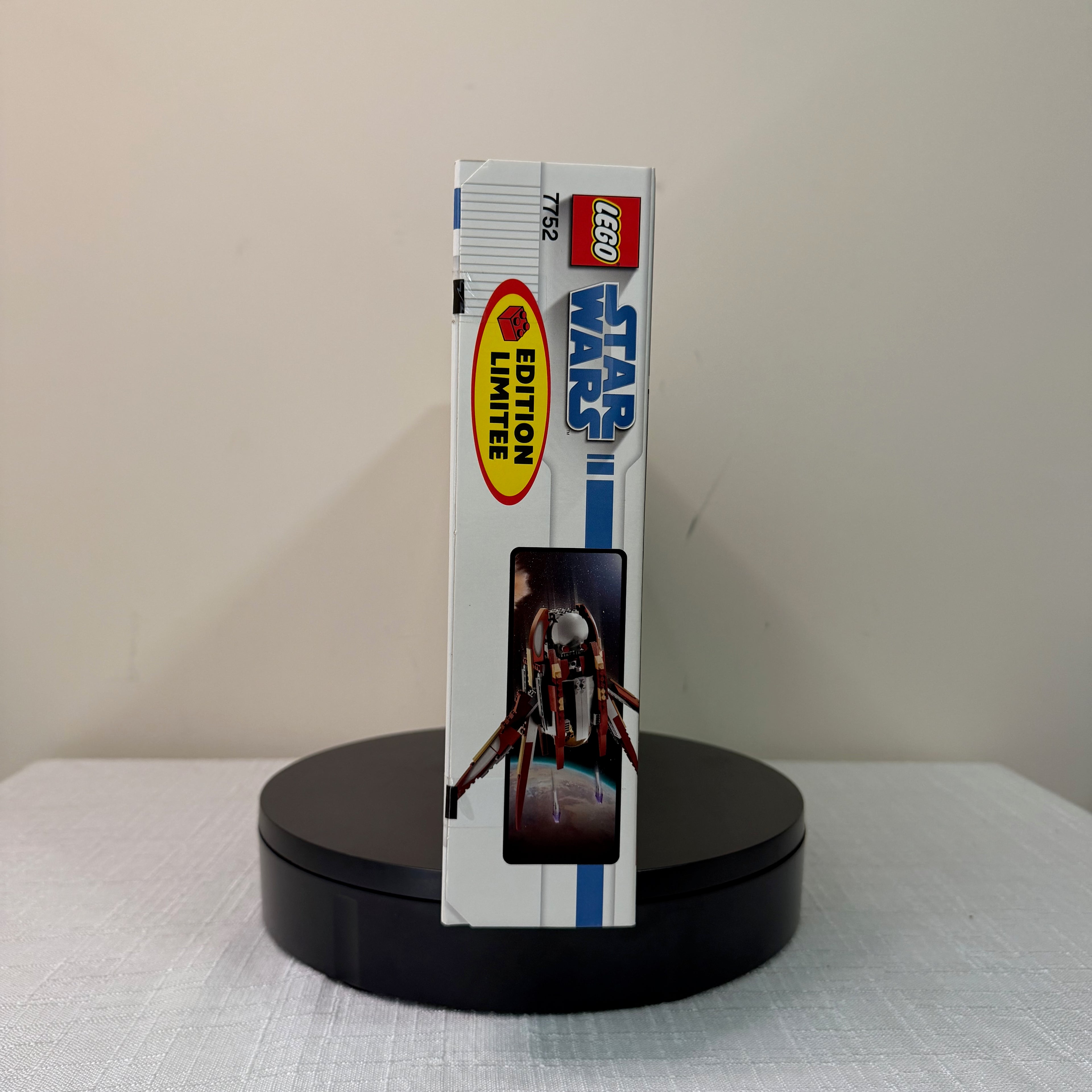 7752 (NISB) LEGO Star Wars The Clone Wars Count Dooku's Solar Sailer