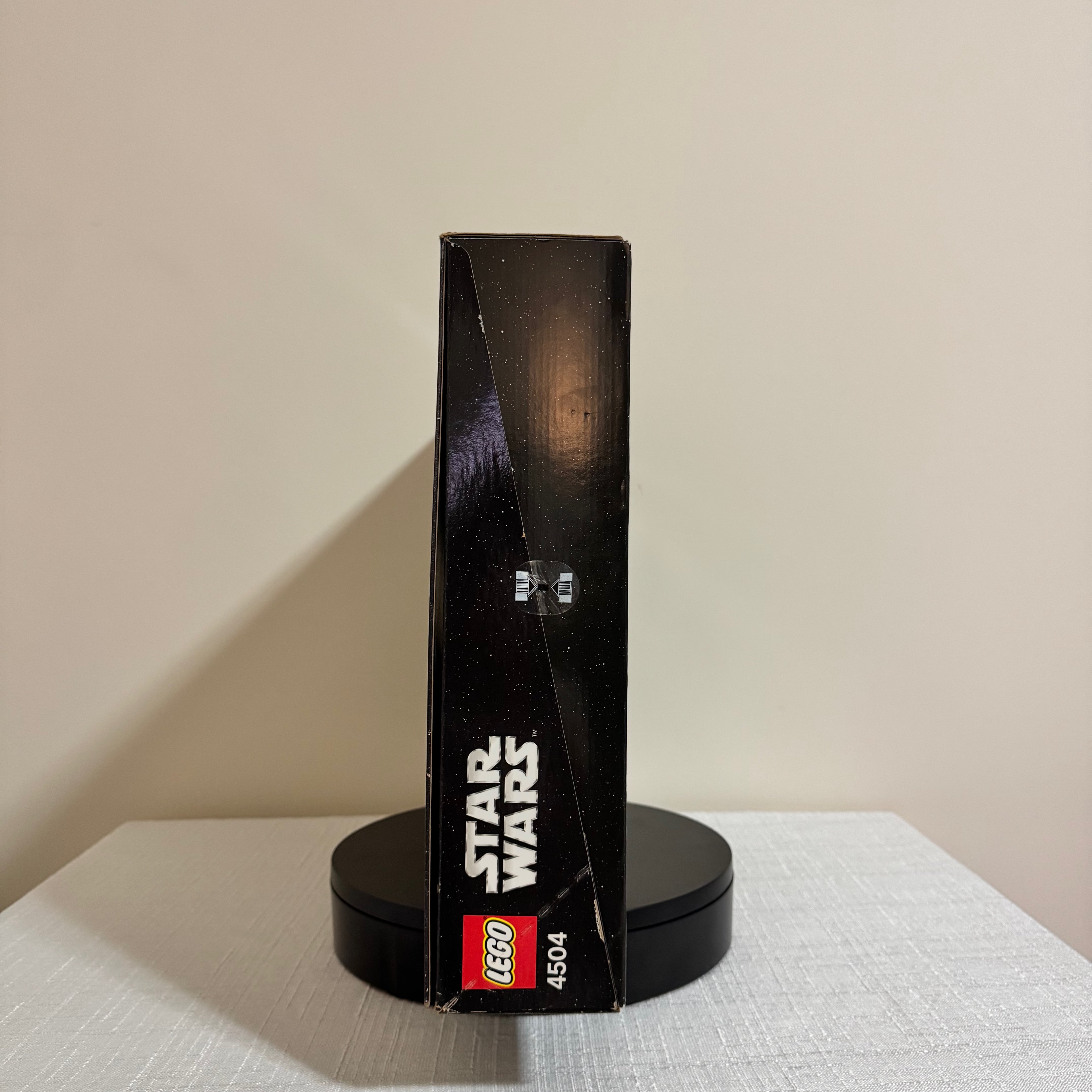 4504 (NISB) LEGO Star Wars Millennium Falcon