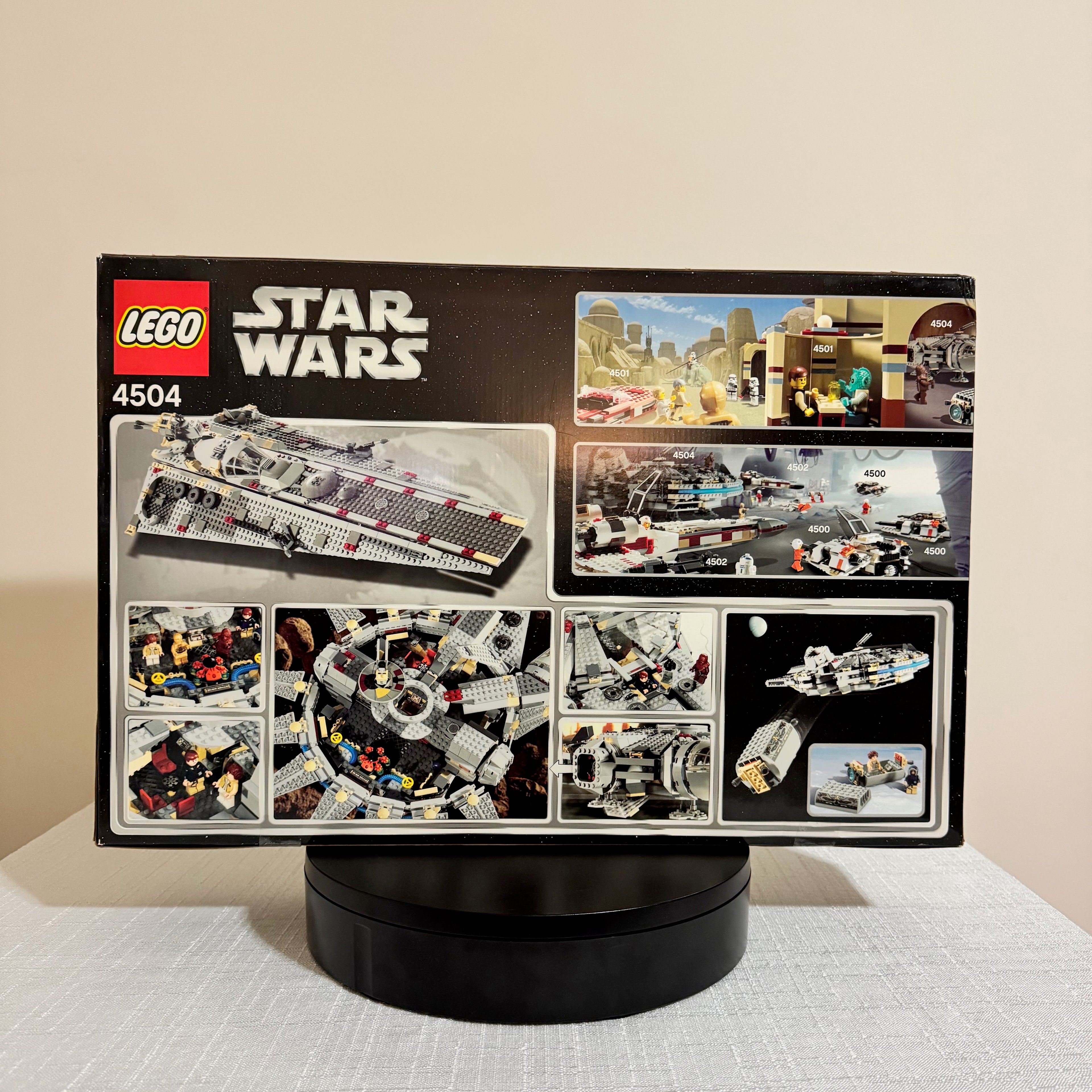 4504 (NISB) LEGO Star Wars Millennium Falcon