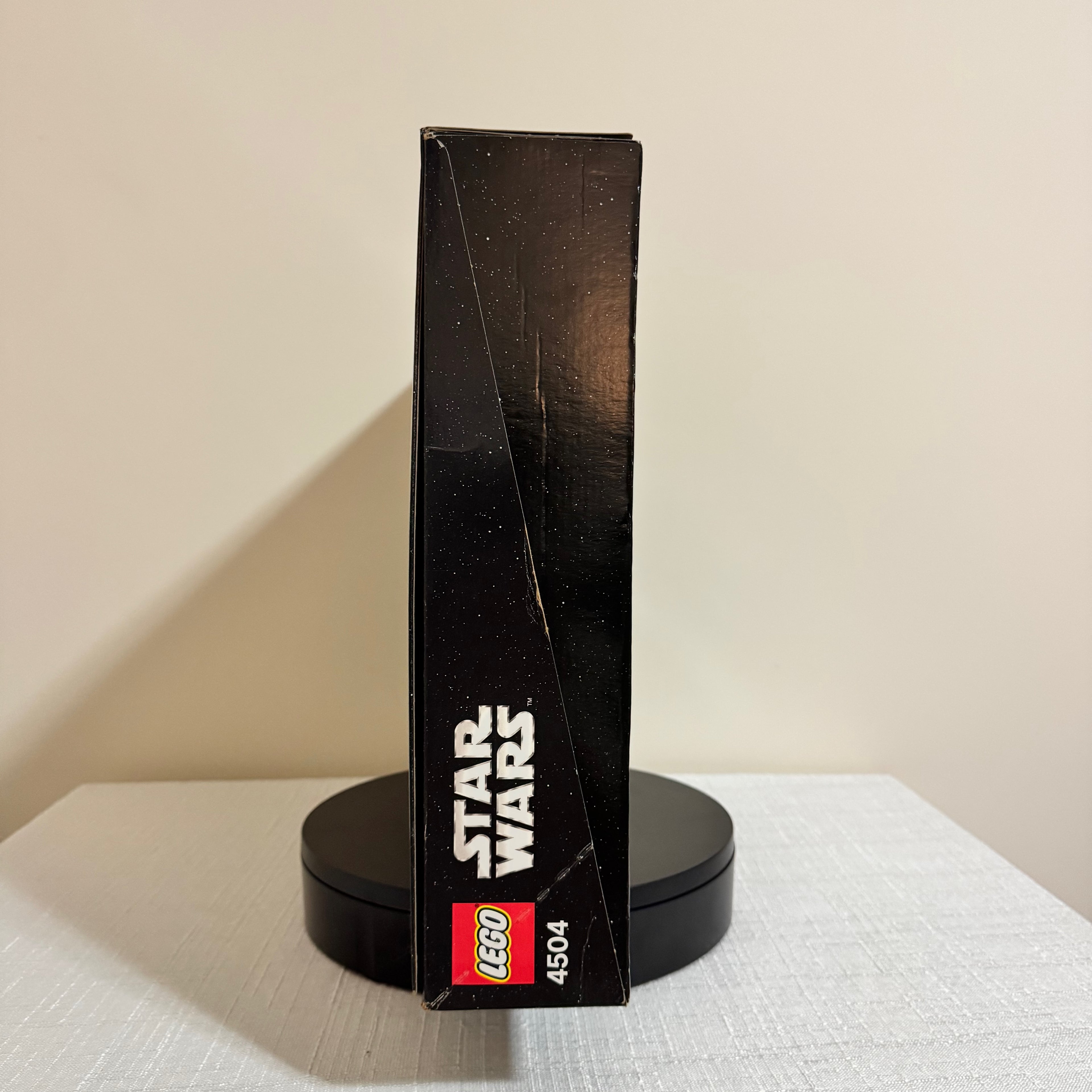 4504 (NISB) LEGO Star Wars Millennium Falcon