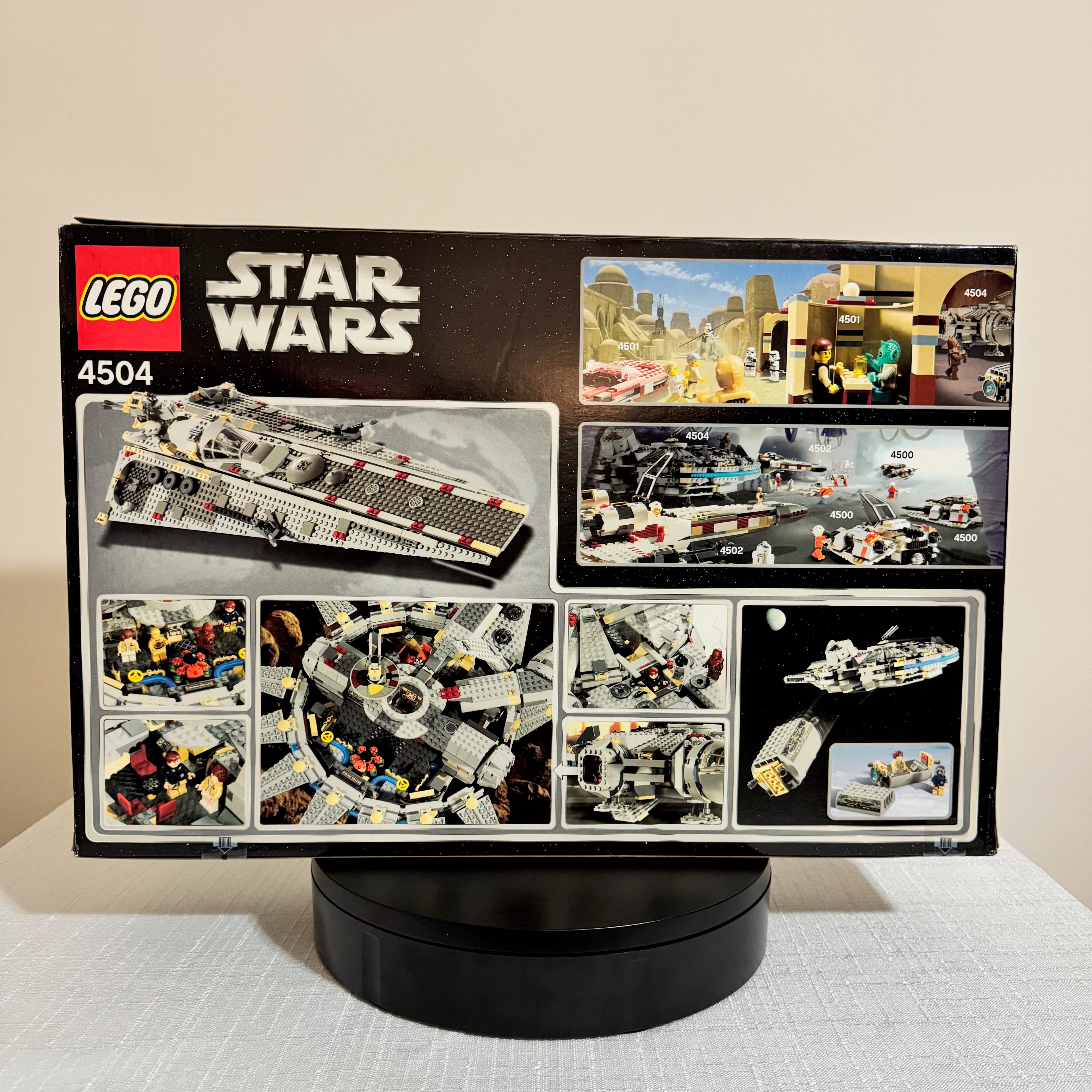 4504 (NISB) LEGO Star Wars Millennium Falcon