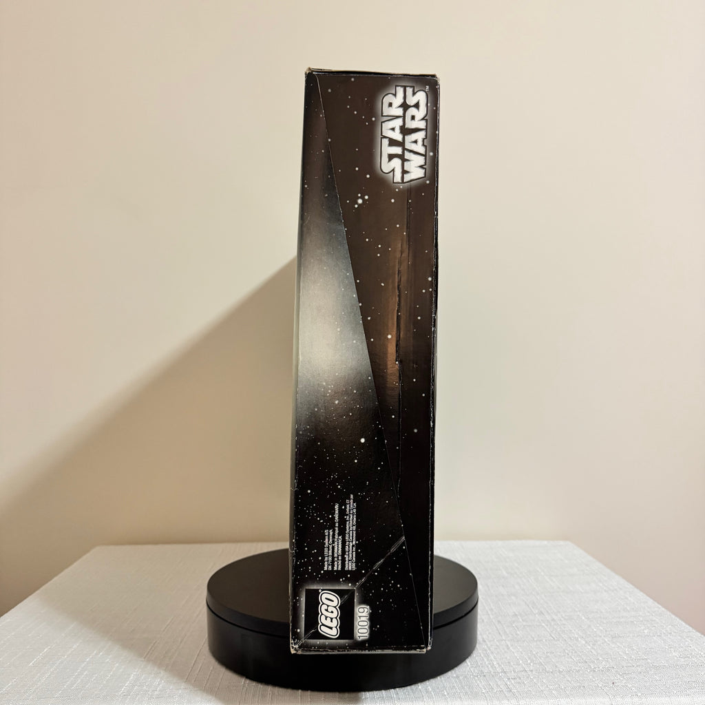 10019 (NISB) LEGO Star Wars UCS Rebel Blockade Runner (black box)