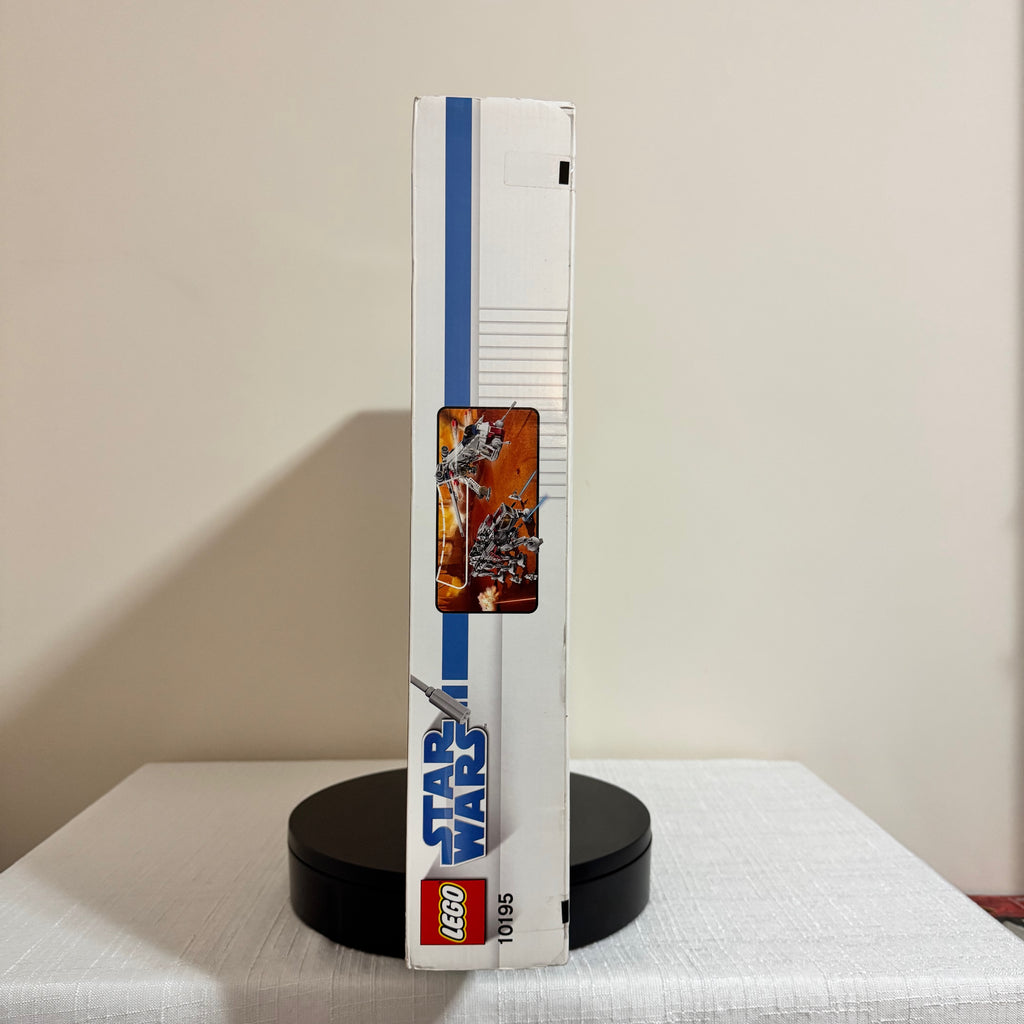 10195 (NISB) LEGO Star Wars The Clone Wars Republic Dropship with AT-OT Walker