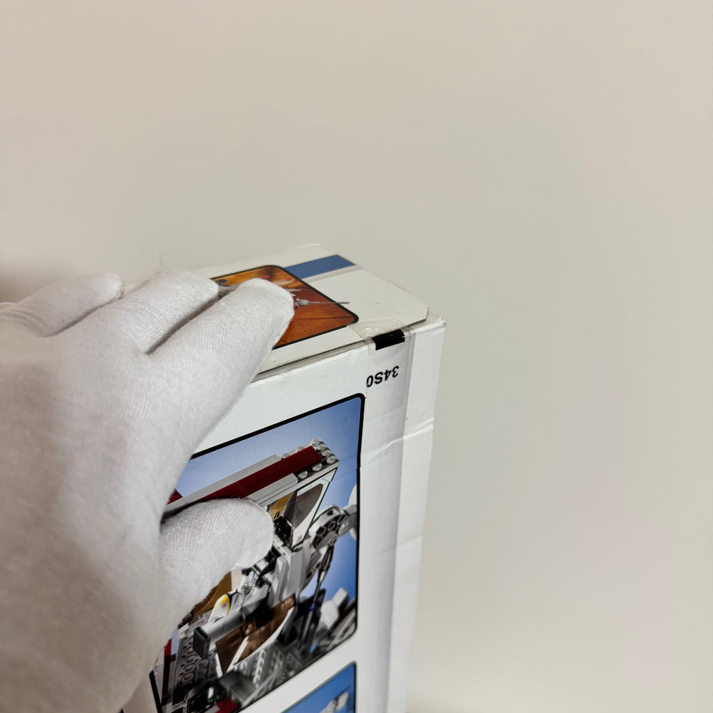 10195 (NISB) LEGO Star Wars The Clone Wars Republic Dropship with AT-OT Walker