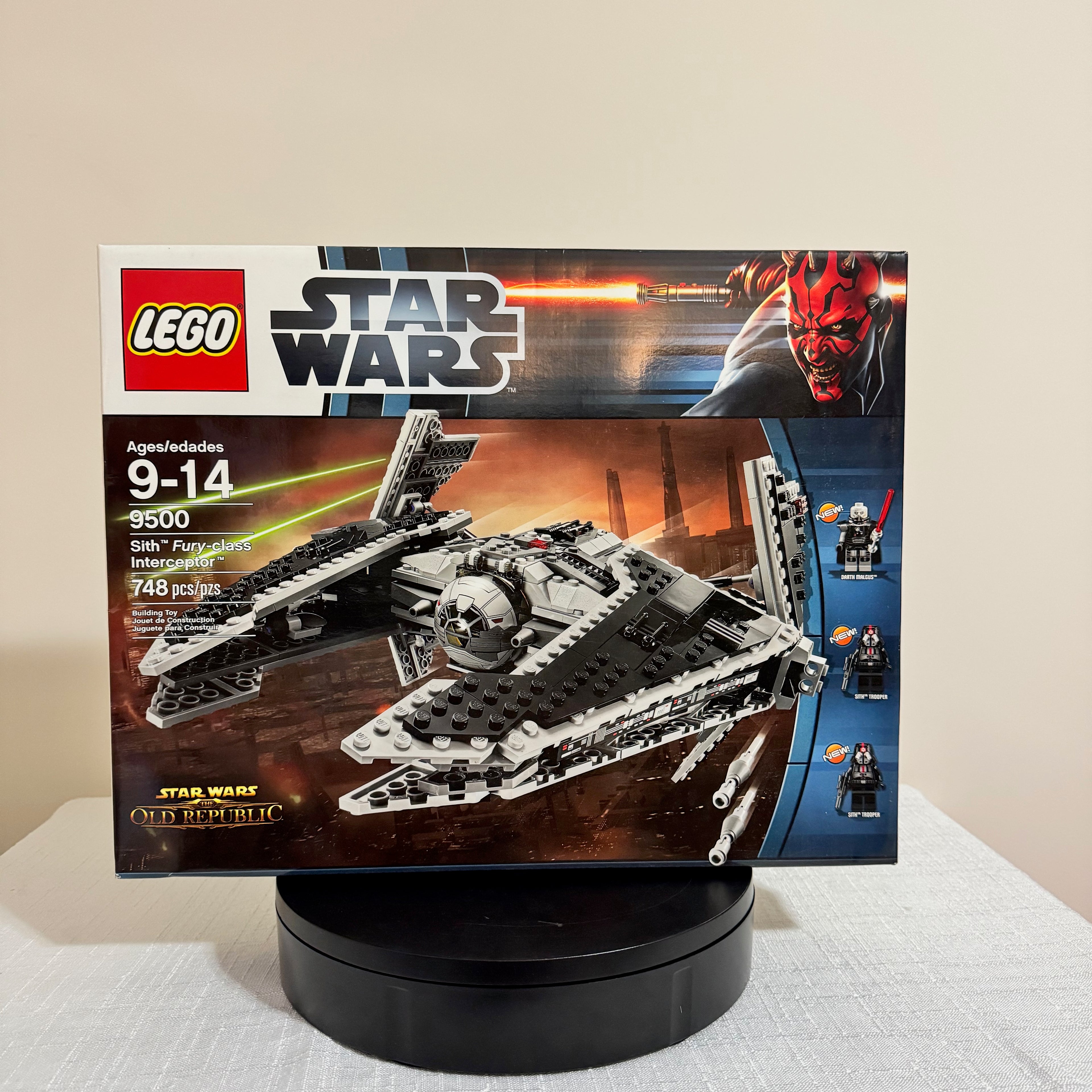 9500 (NISB) LEGO Star Wars The Old Republic Sith Fury-class Interceptor