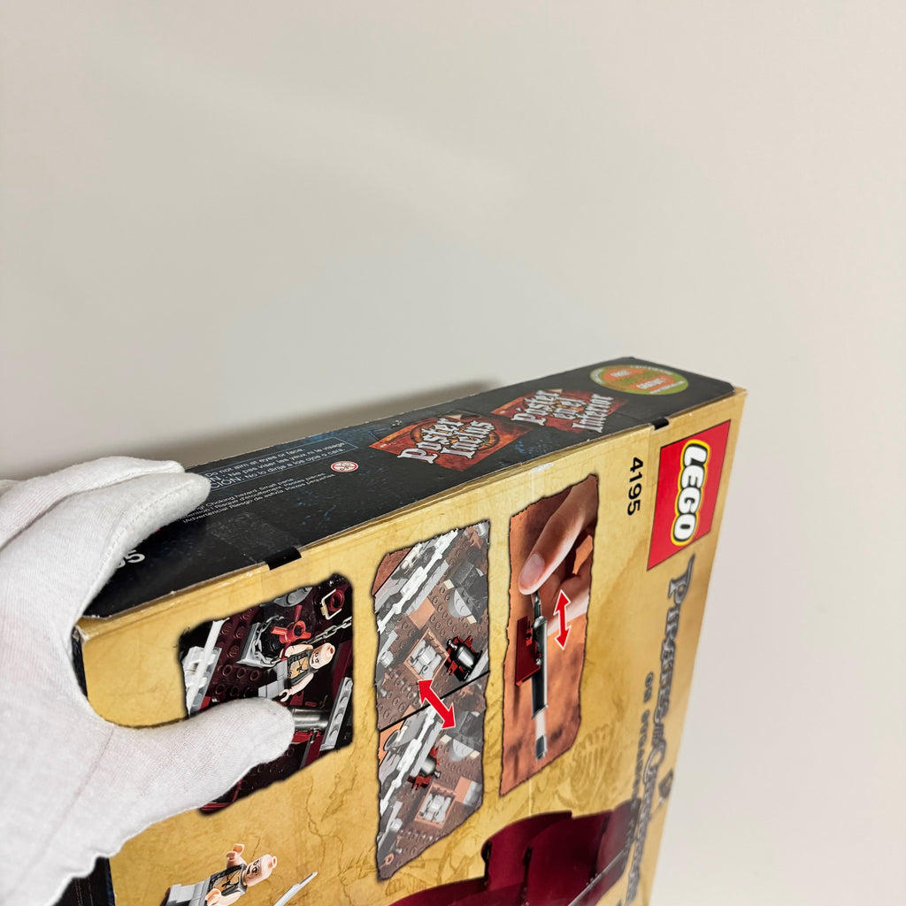 4195 (NISB) LEGO Pirates of the Caribbean On Stranger Tides Queen Anne's Revenge