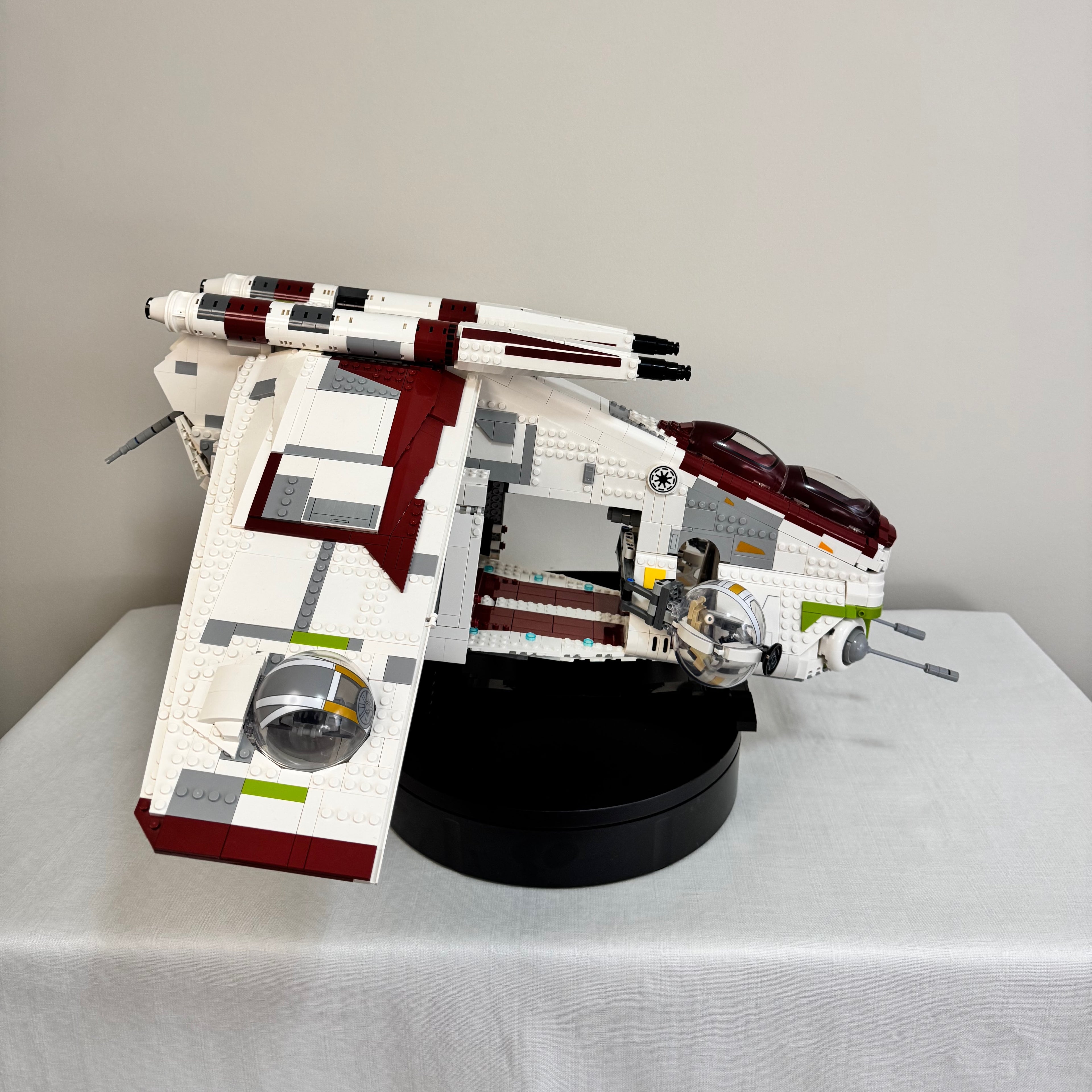 75309 (Used 100% Complete) LEGO Star Wars UCS Republic Gunship