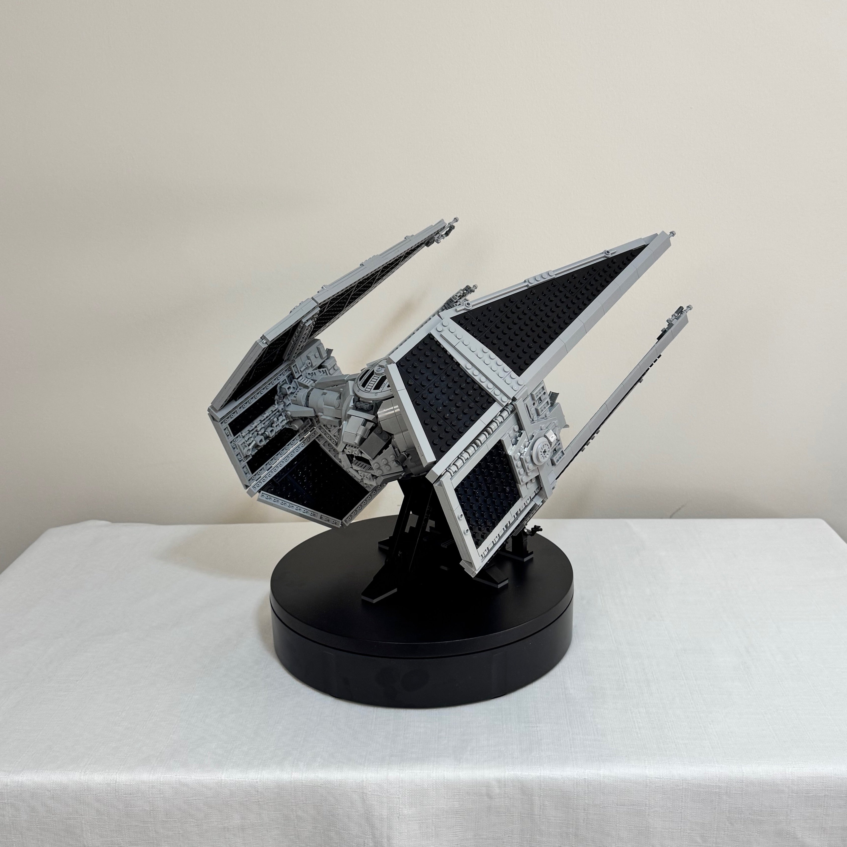 75382 (Used 100% Complete) LEGO Star Wars UCS TIE Interceptor