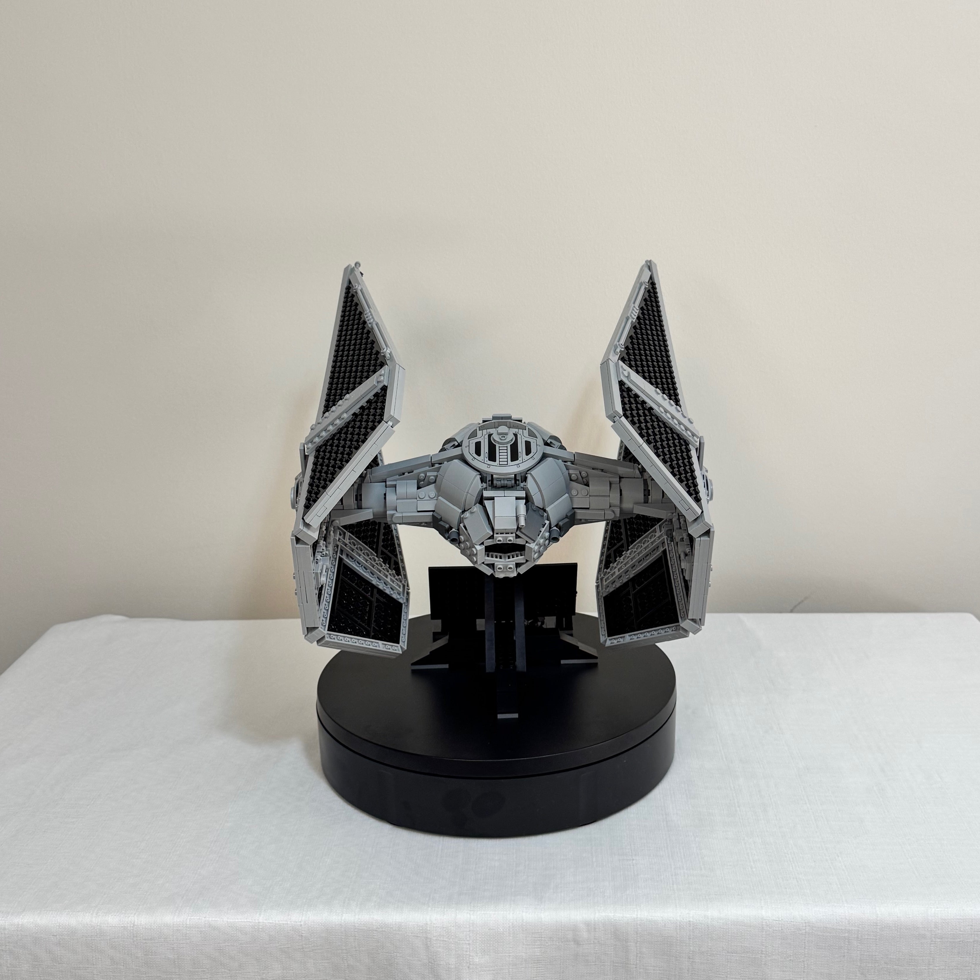 75382 (Used 100% Complete) LEGO Star Wars UCS TIE Interceptor