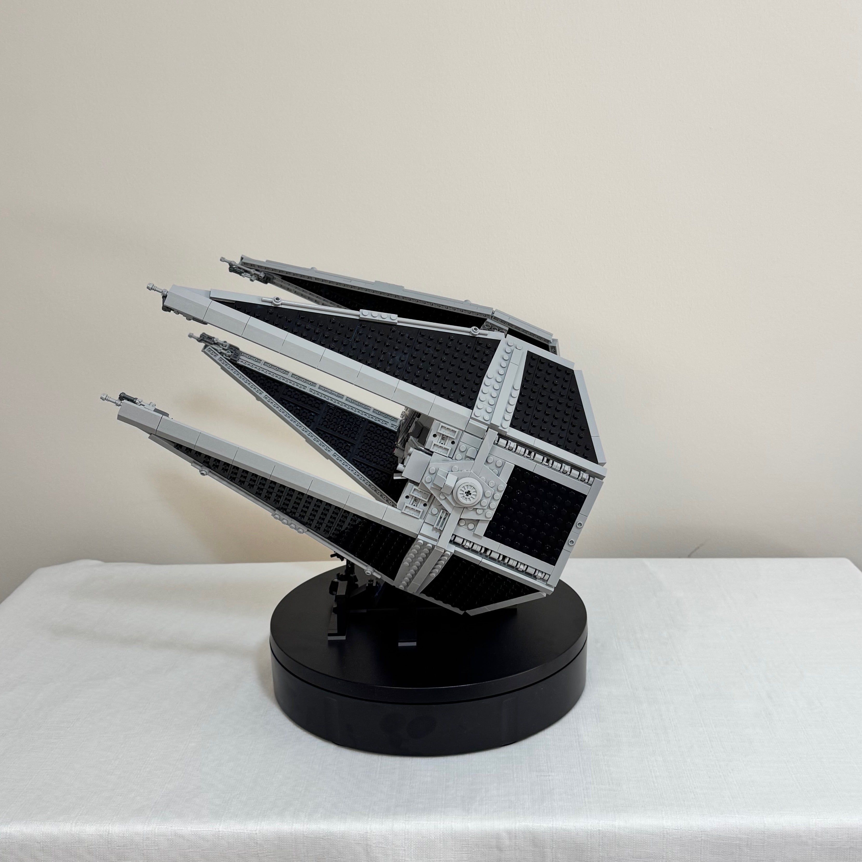 75382 (Used 100% Complete) LEGO Star Wars UCS TIE Interceptor