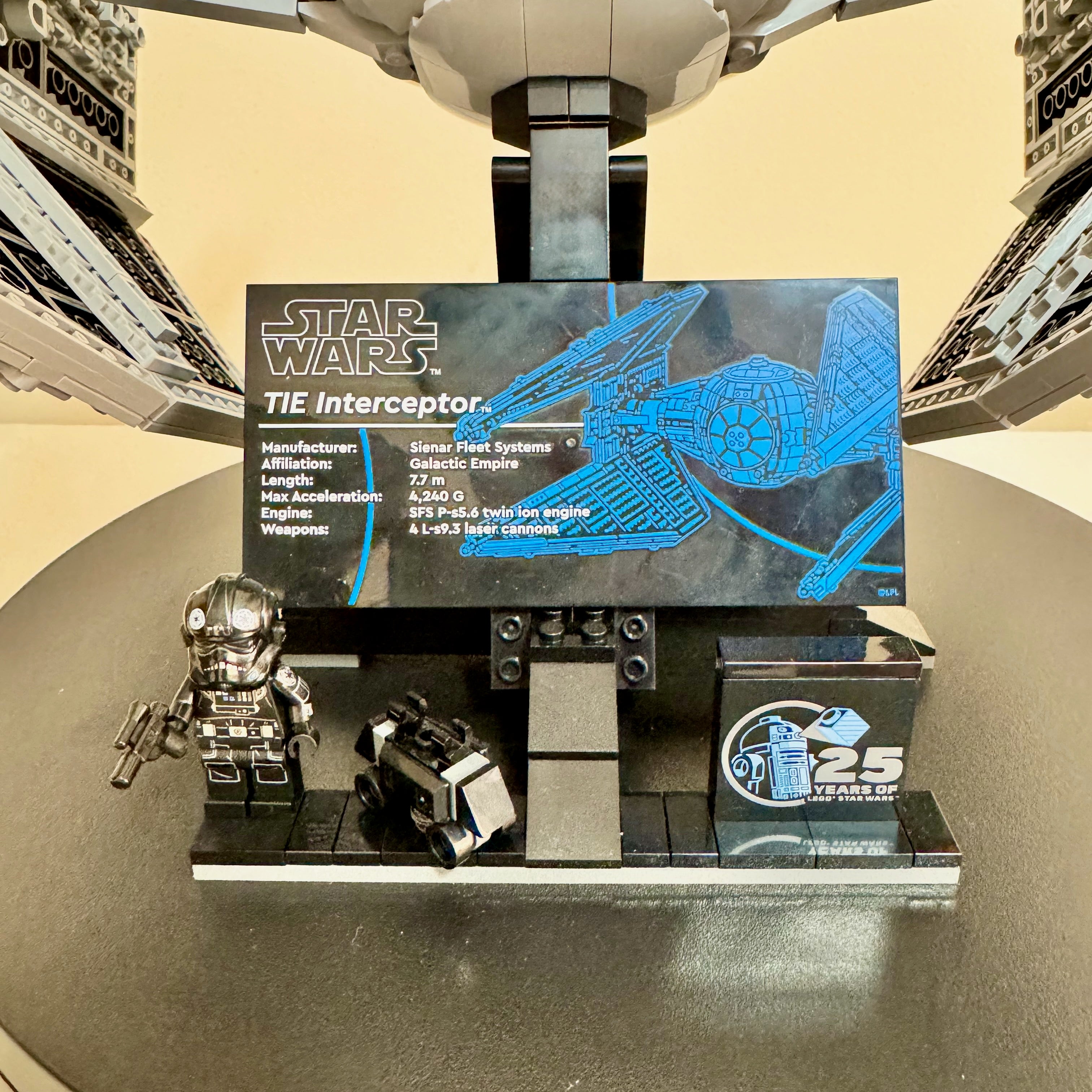 75382 (Used 100% Complete) LEGO Star Wars UCS TIE Interceptor