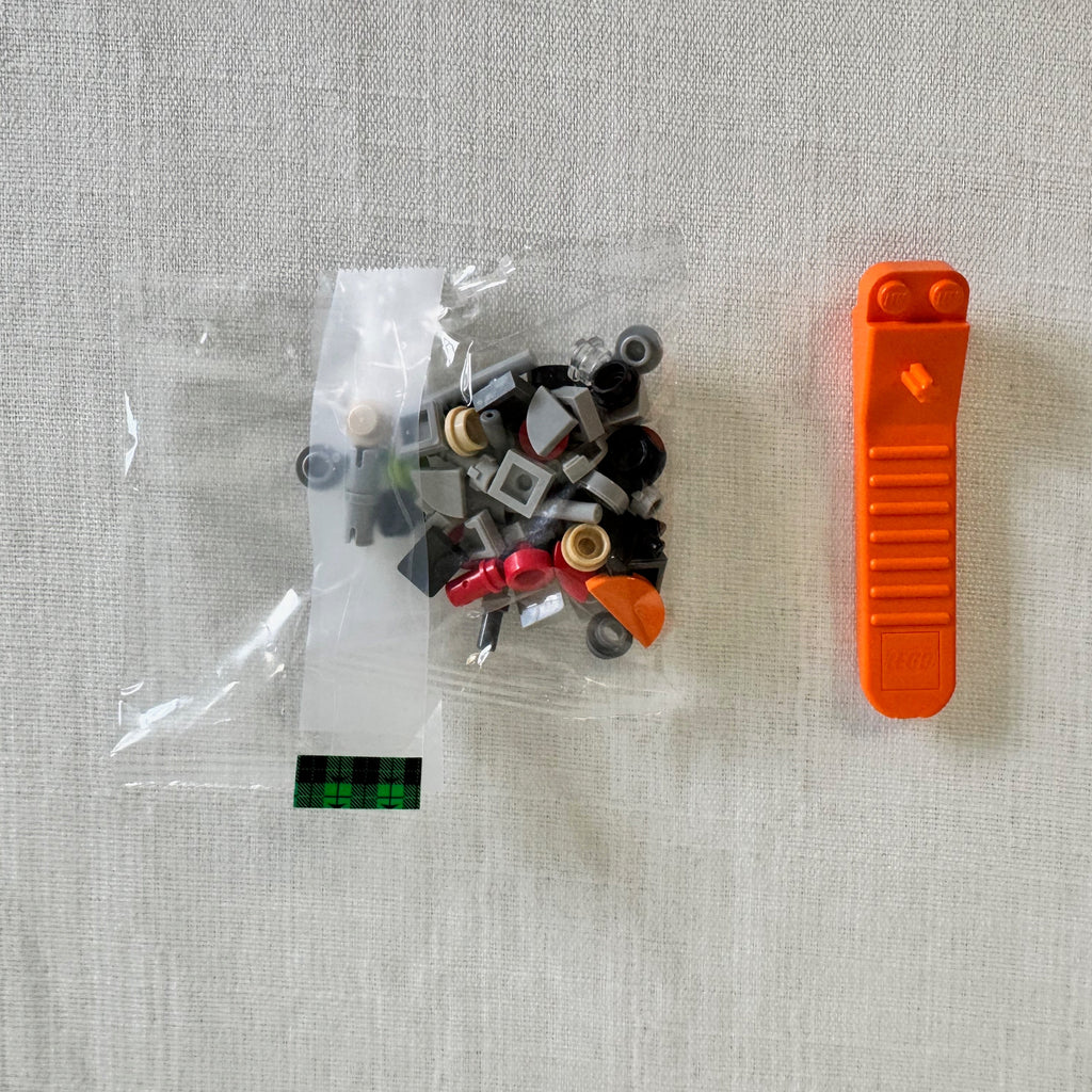 75382 (Used 100% Complete) LEGO Star Wars UCS TIE Interceptor