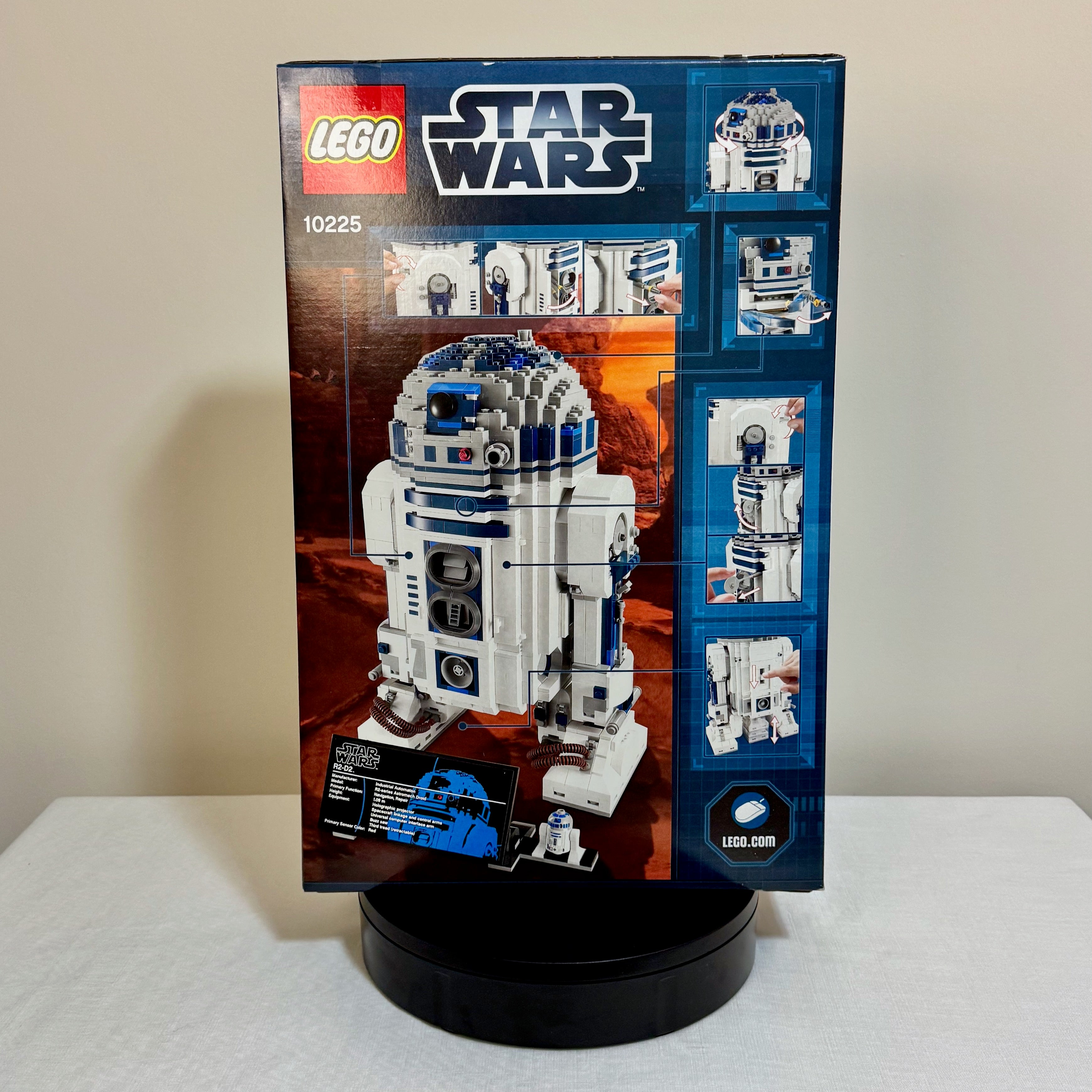 10225 (NISB) LEGO Star Wars UCS R2-D2
