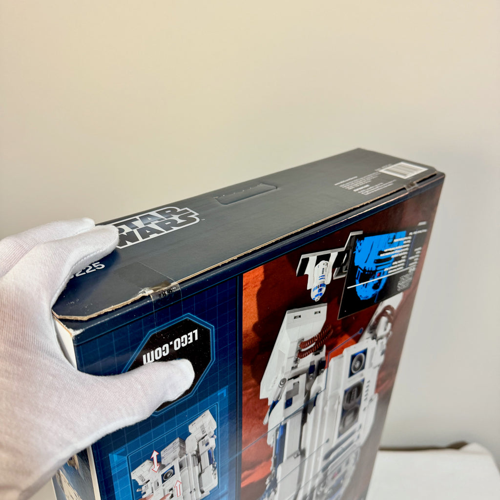 10225 (NISB) LEGO Star Wars UCS R2-D2
