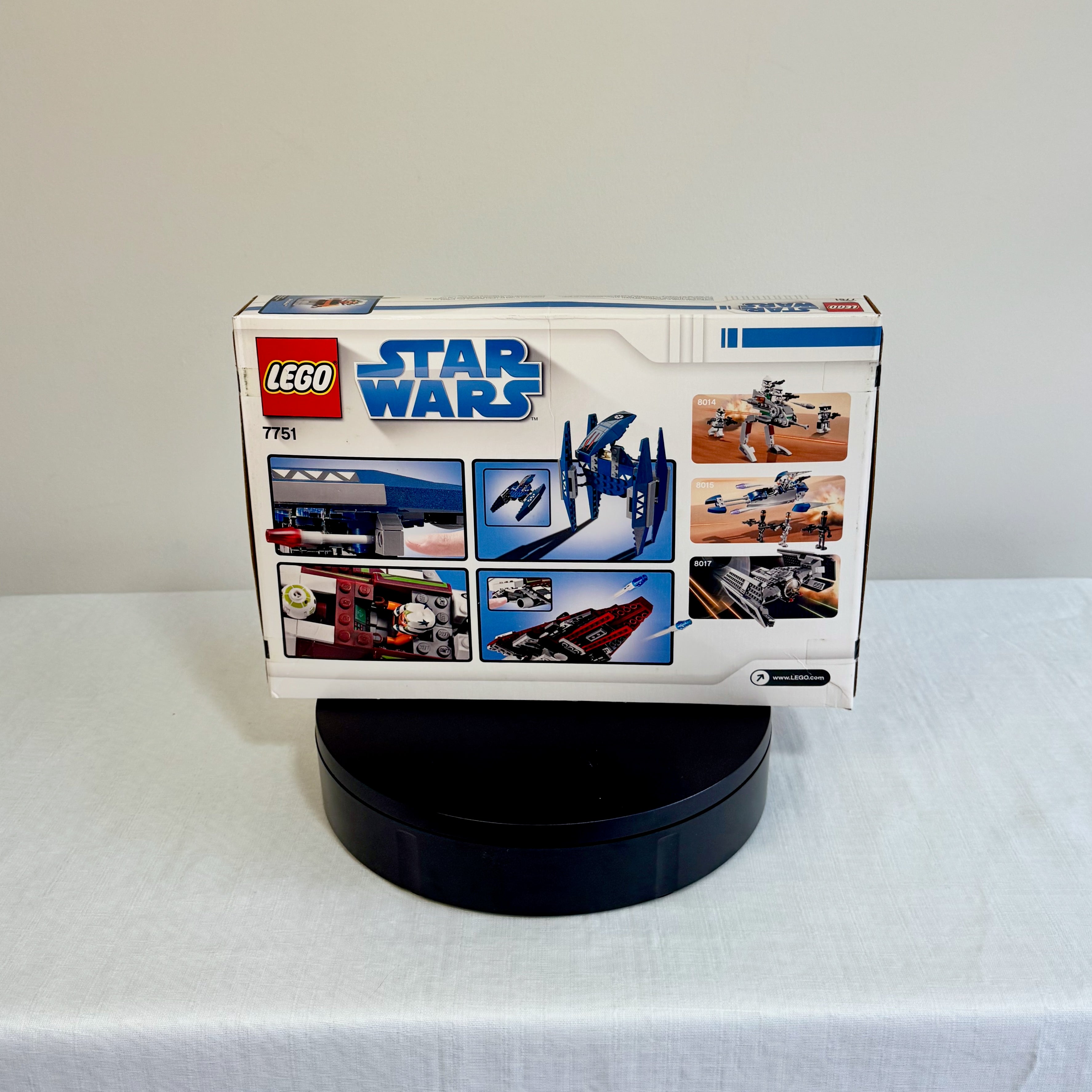 7751 (NISB) LEGO Star Wars The Clone Wars Ahsoka's Starfighter and Droids