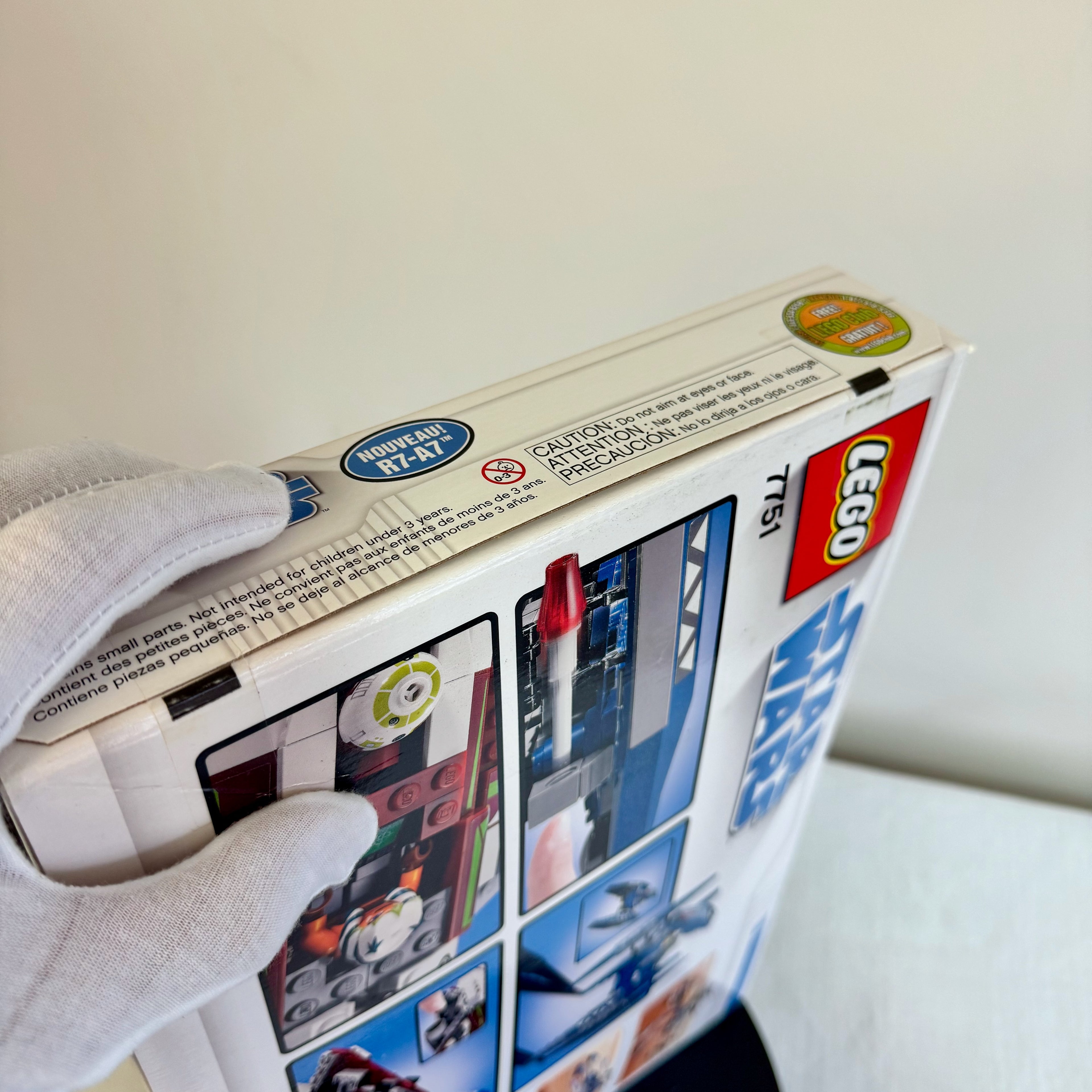 7751 (NISB) LEGO Star Wars The Clone Wars Ahsoka's Starfighter and Droids