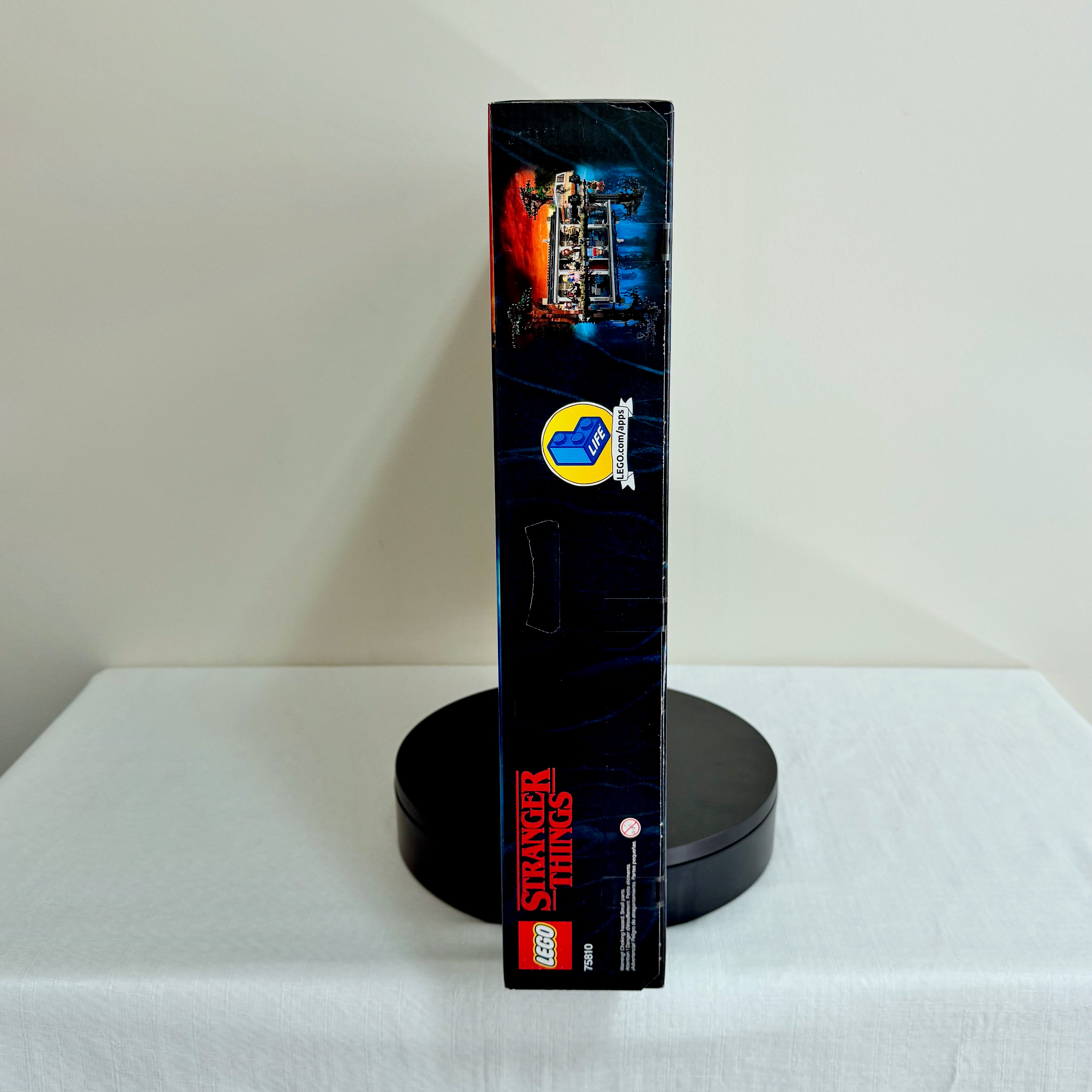 75810 (NISB) LEGO Stranger Things The Upside Down