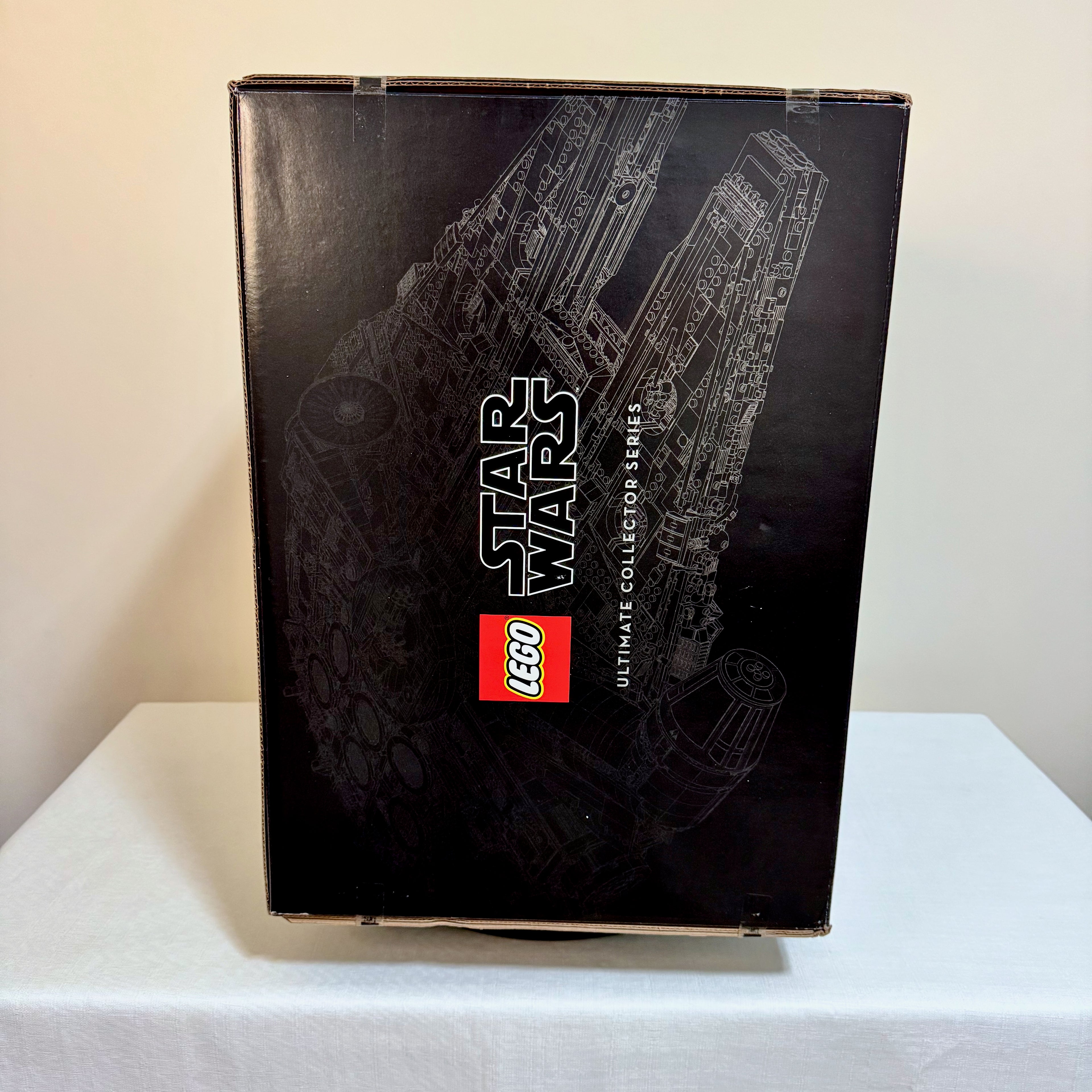 75192 (NISB) LEGO Star Wars UCS Millennium Falcon