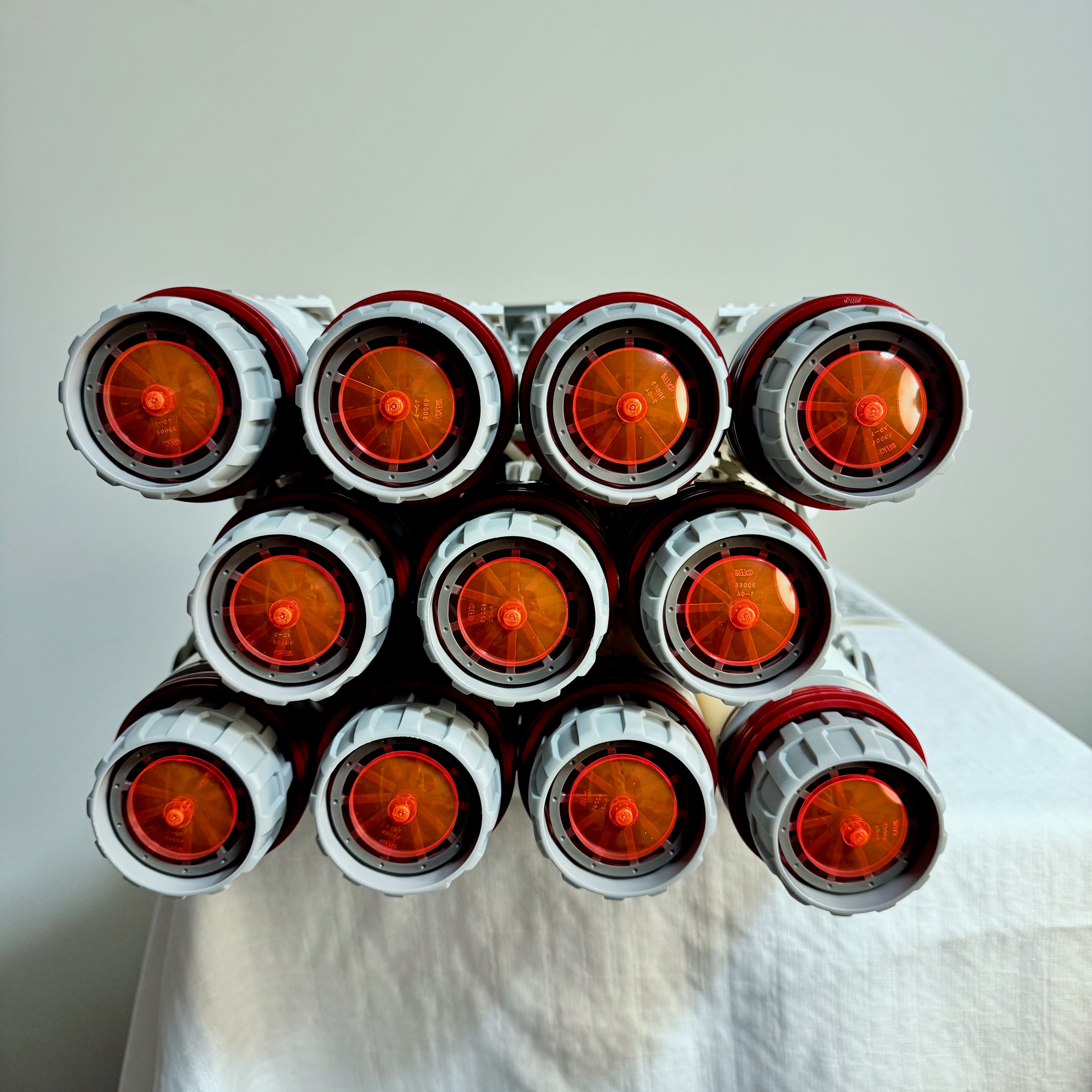 10019 (Used 100% Complete) LEGO Star Wars UCS Rebel Blockade Runner