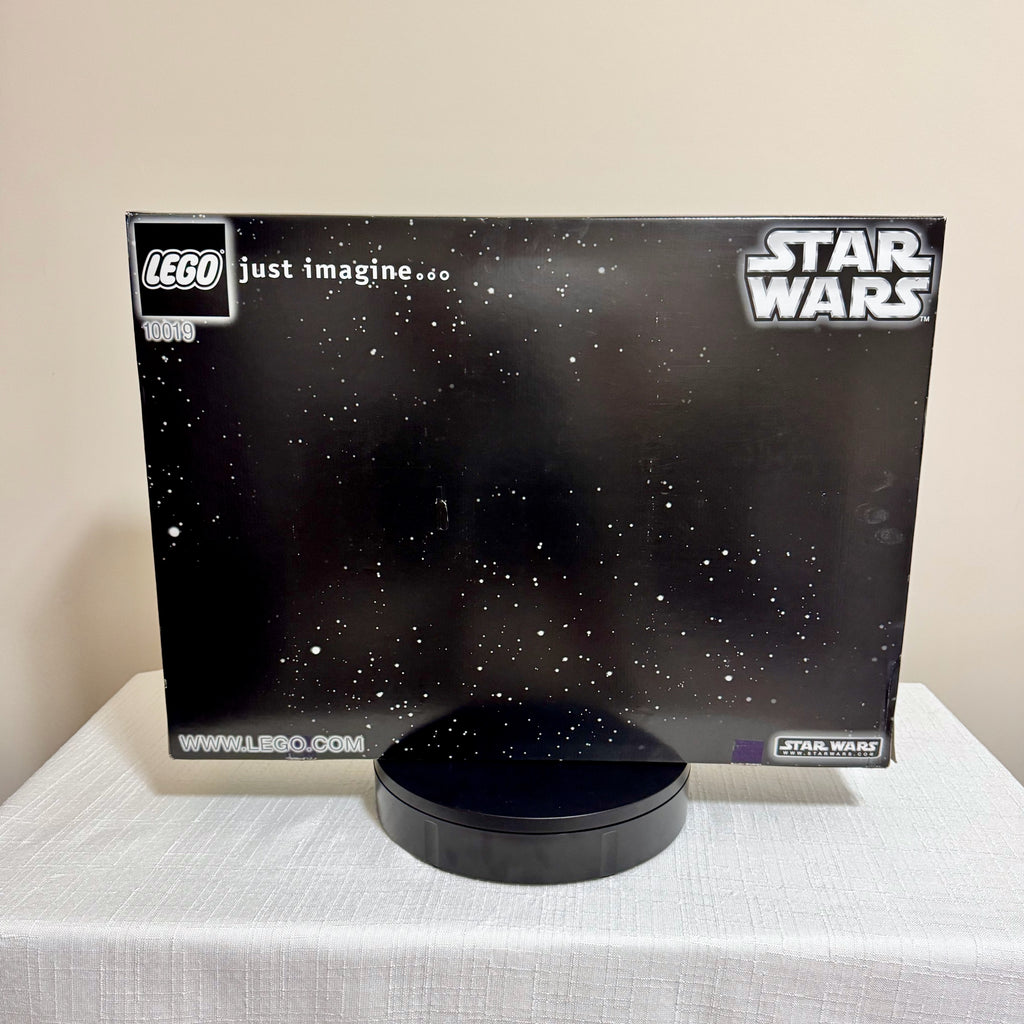 10019 (Used 100% Complete) LEGO Star Wars UCS Rebel Blockade Runner