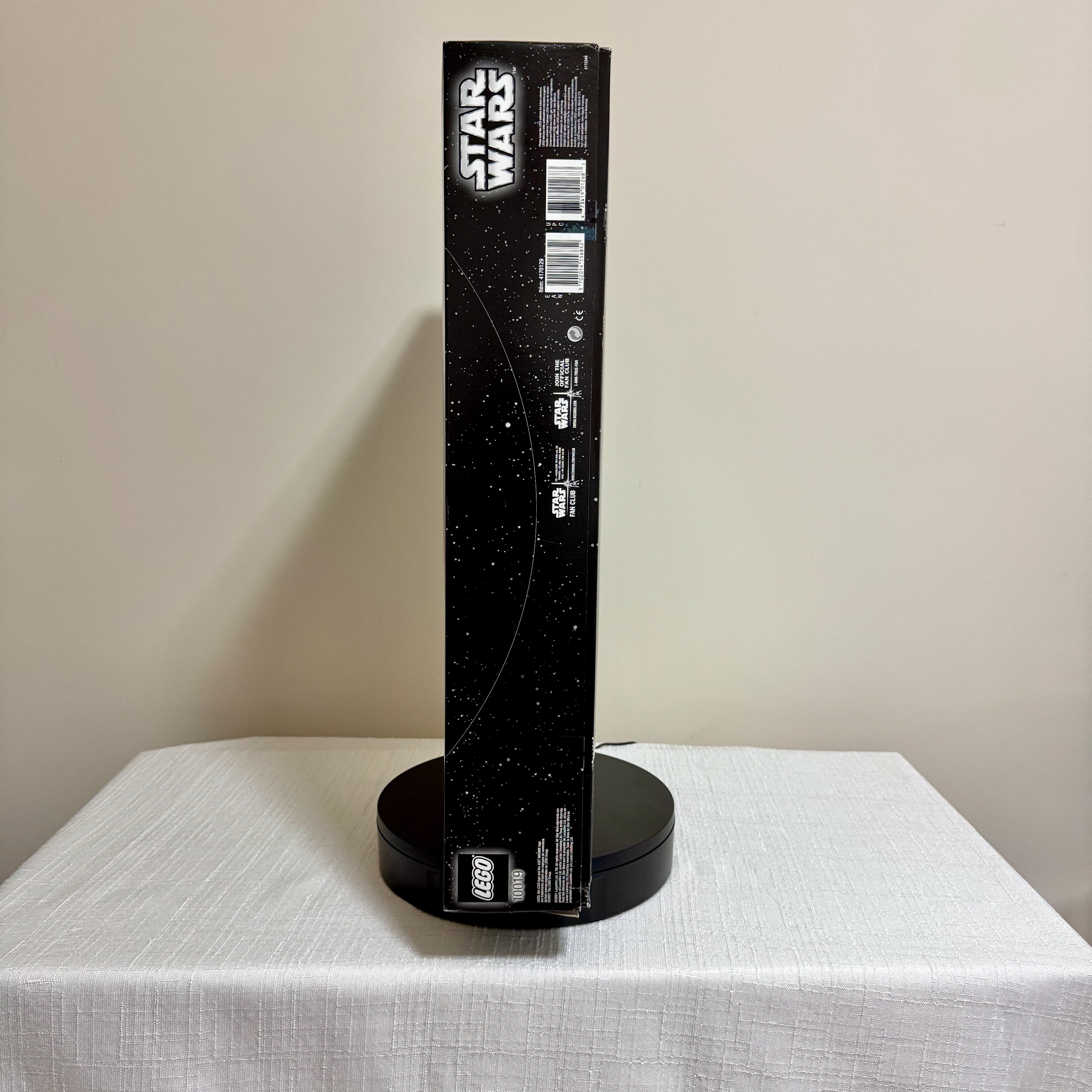 10019 (Used 100% Complete) LEGO Star Wars UCS Rebel Blockade Runner