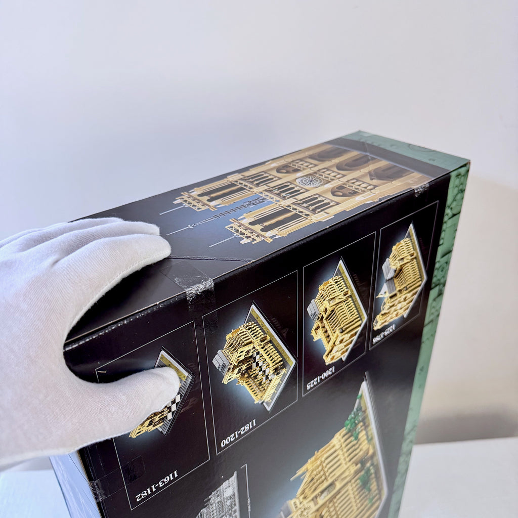 21061 (NISB) LEGO Architecture Notre Dame Cathedral