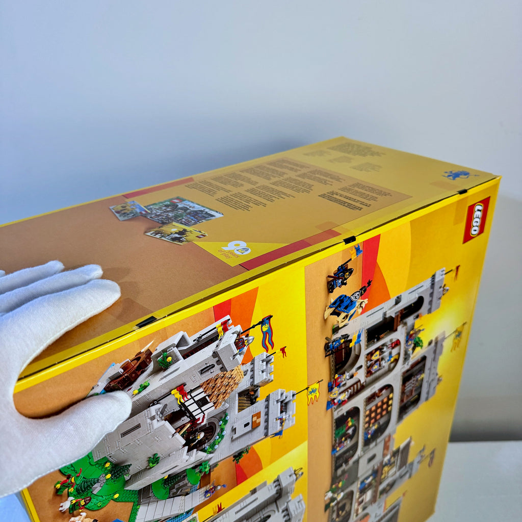 10305 (NISB) LEGO Lion Knights' Castle