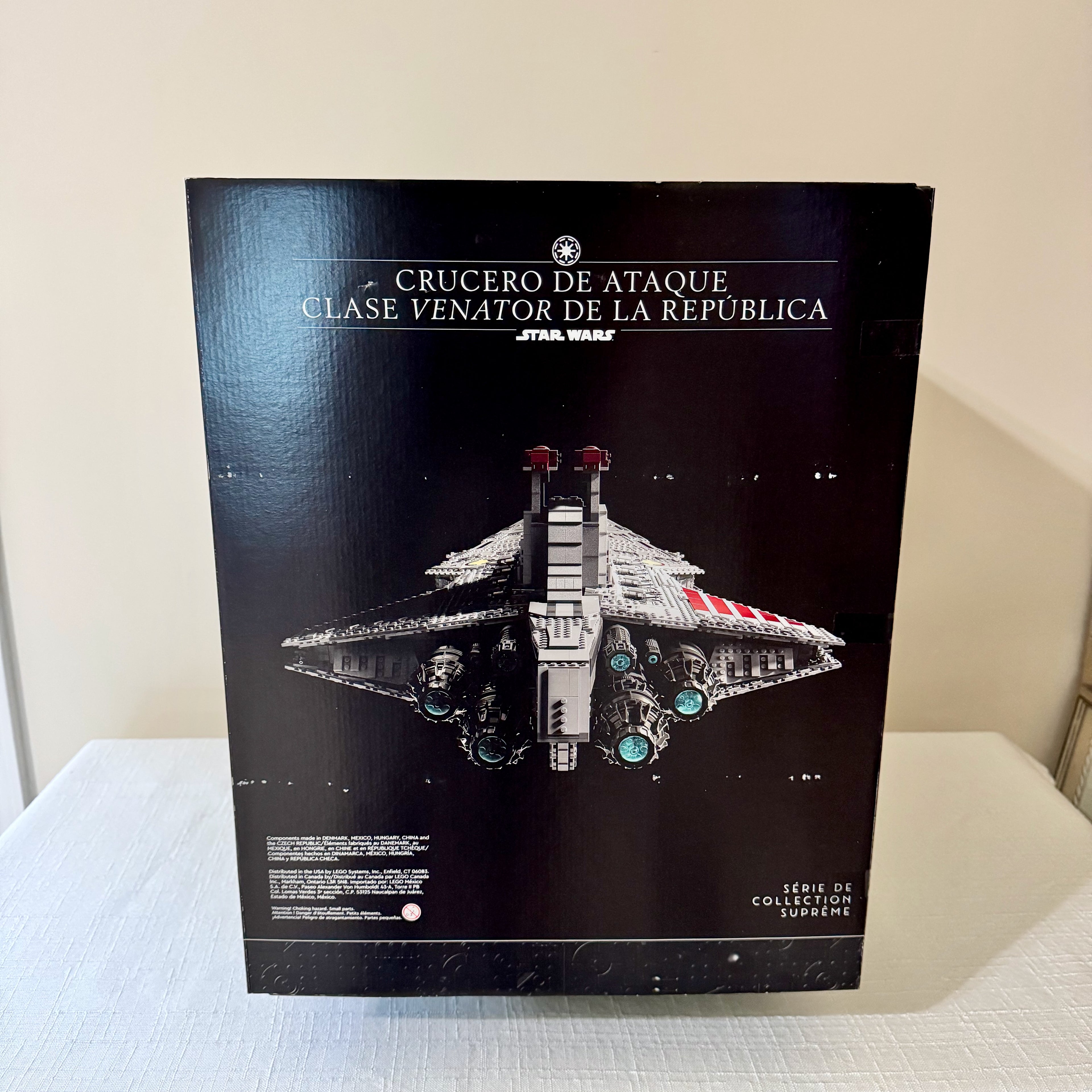 75367 (NISB) LEGO Star Wars UCS Venator-class Republic Attack Cruiser