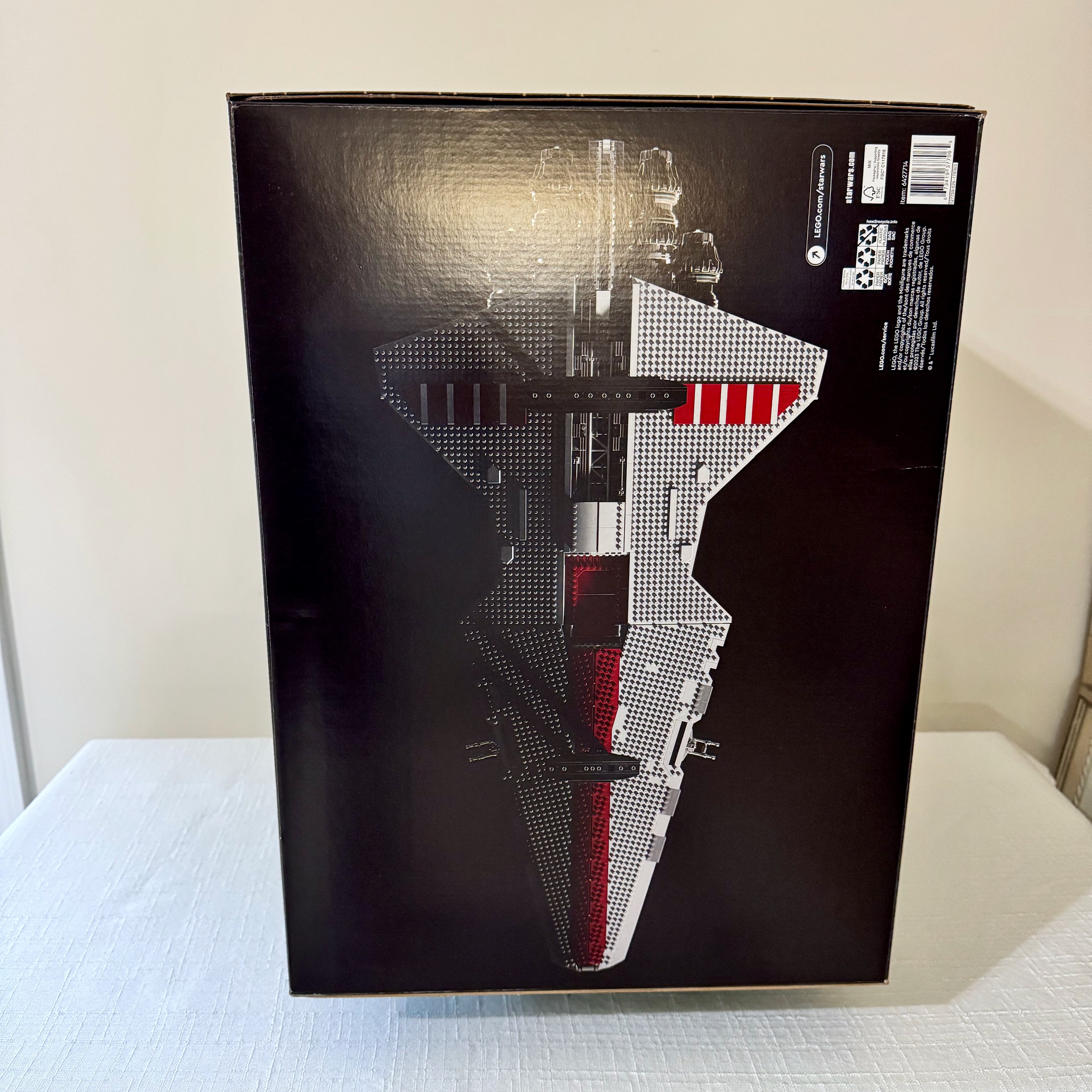 75367 (NISB) LEGO Star Wars UCS Venator-class Republic Attack Cruiser