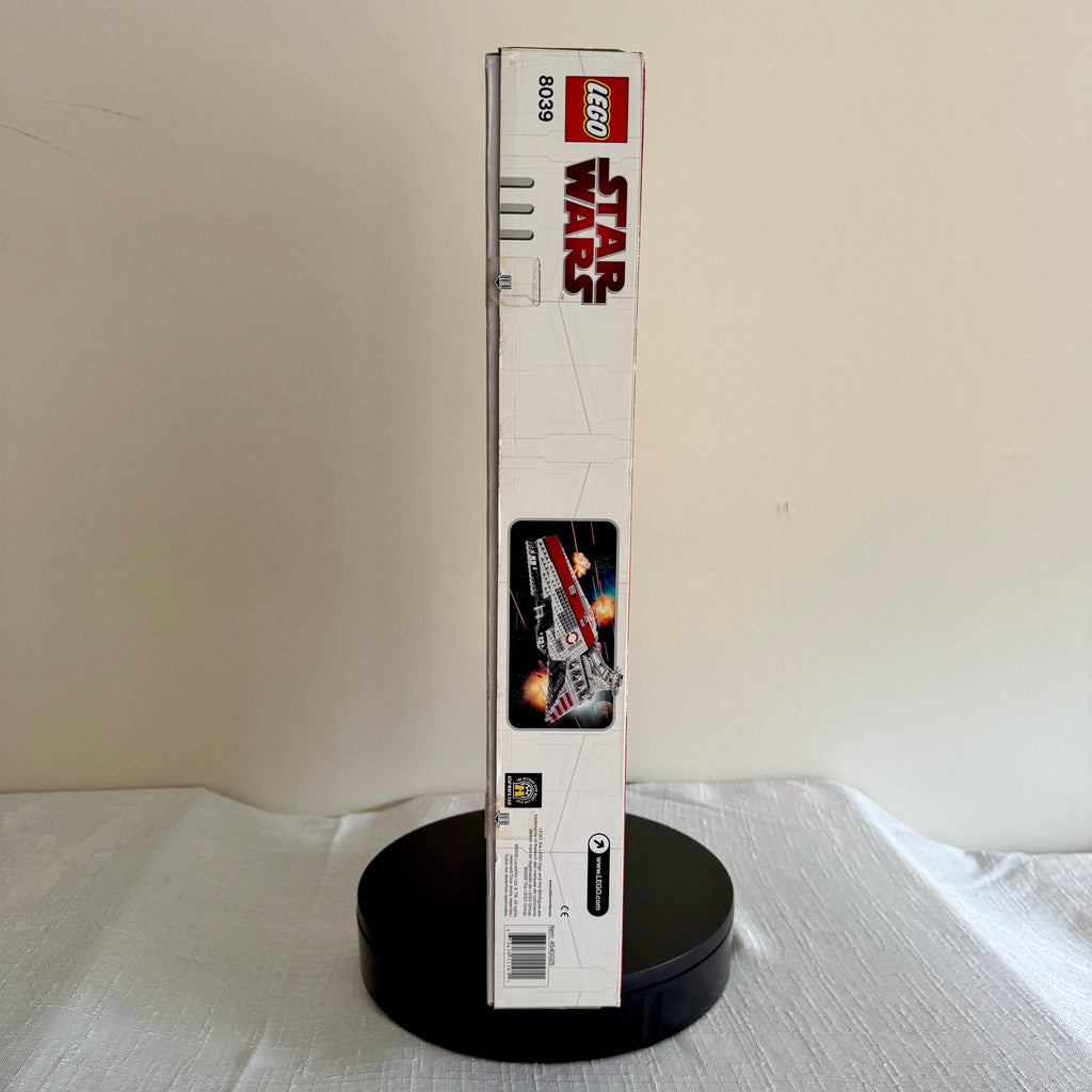 8039 (NISB) LEGO Star Wars The Clone Wars Venator-Class Republic Attack Cruiser