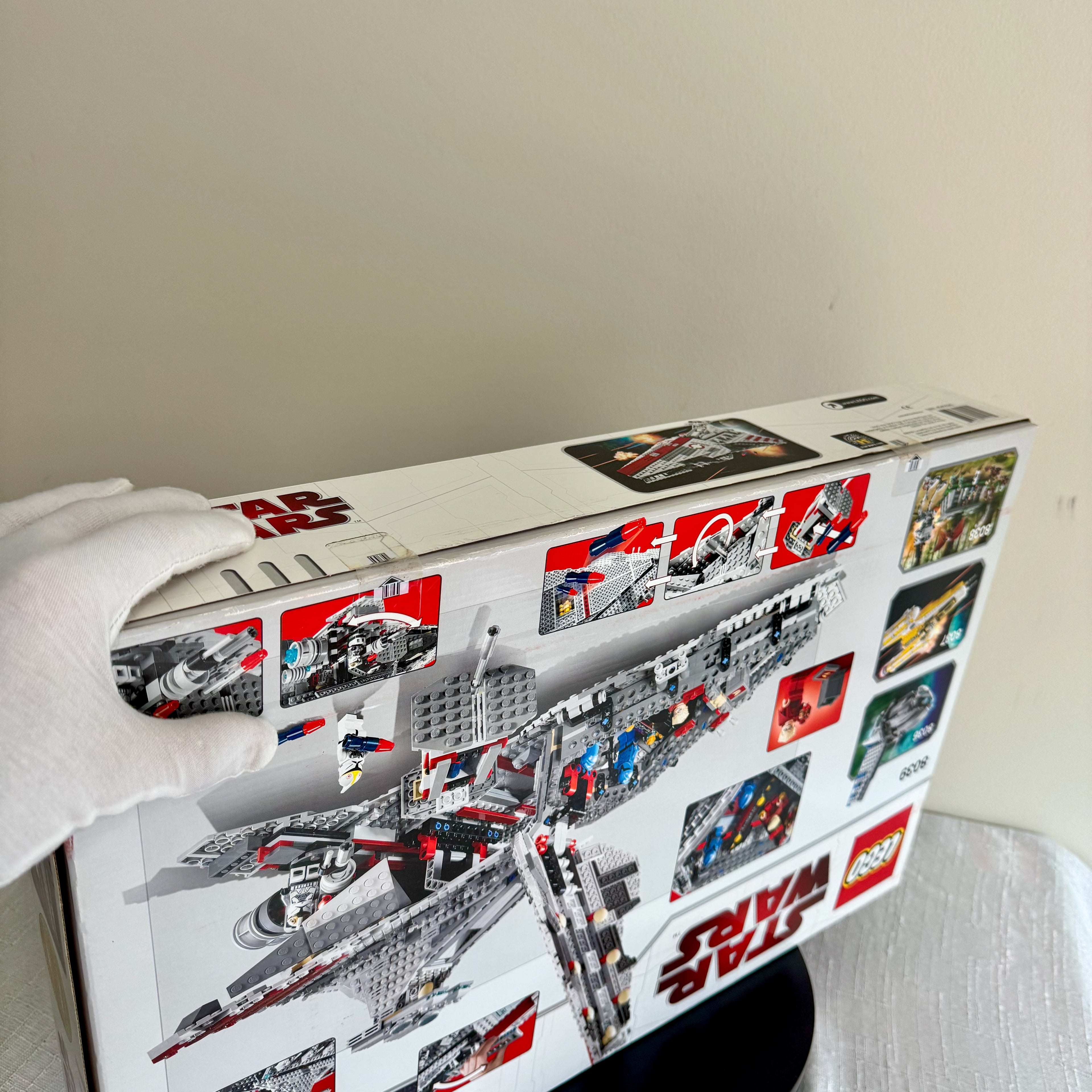 8039 (NISB) LEGO Star Wars The Clone Wars Venator-Class Republic Attack Cruiser