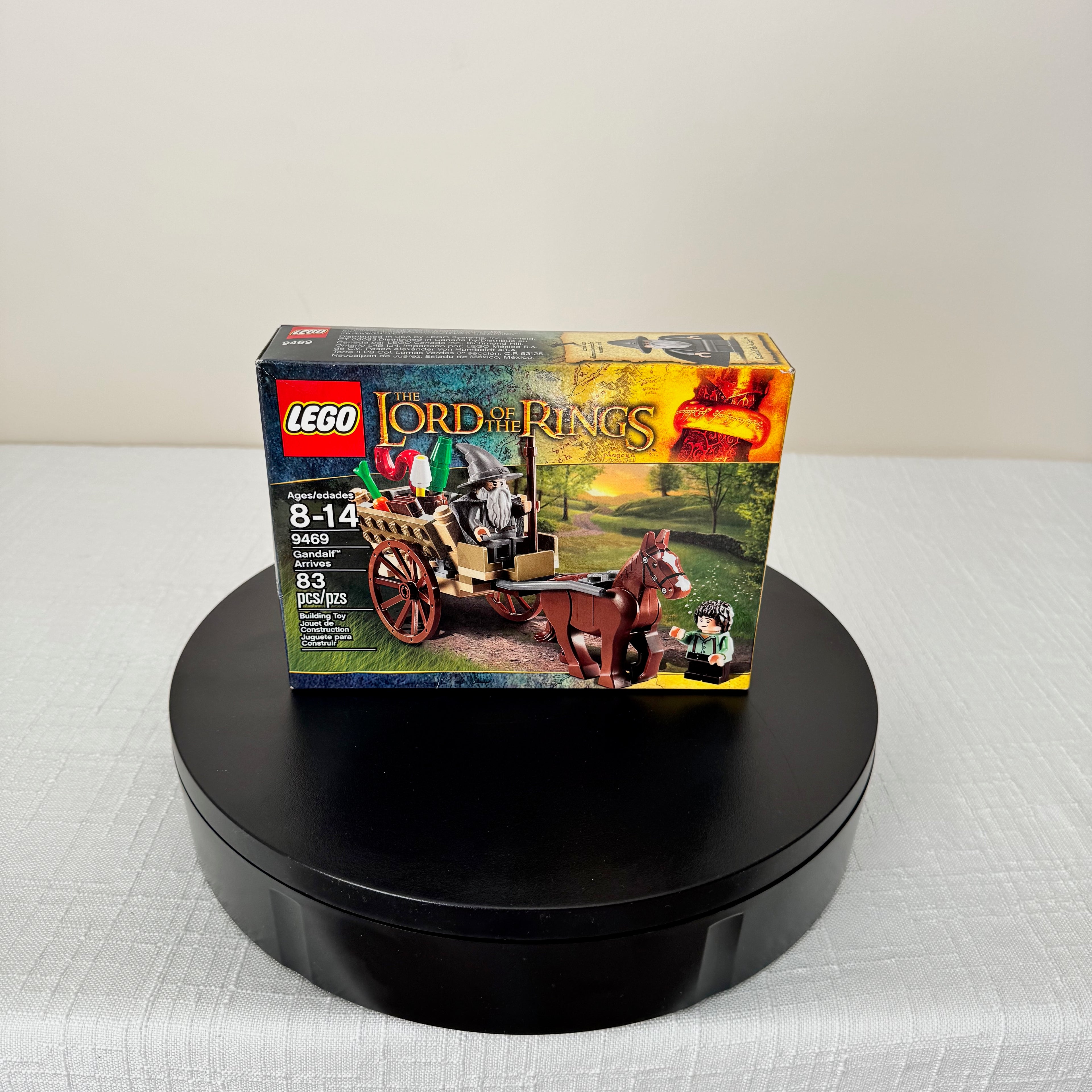 9469 (NISB) LEGO The Lord of the Rings The Fellowship of the Ring Gandalf Arrives
