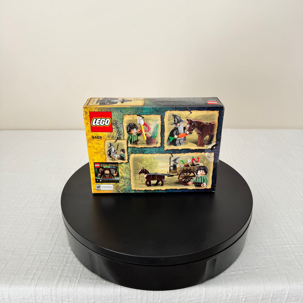 9469 (NISB) LEGO The Lord of the Rings The Fellowship of the Ring Gandalf Arrives