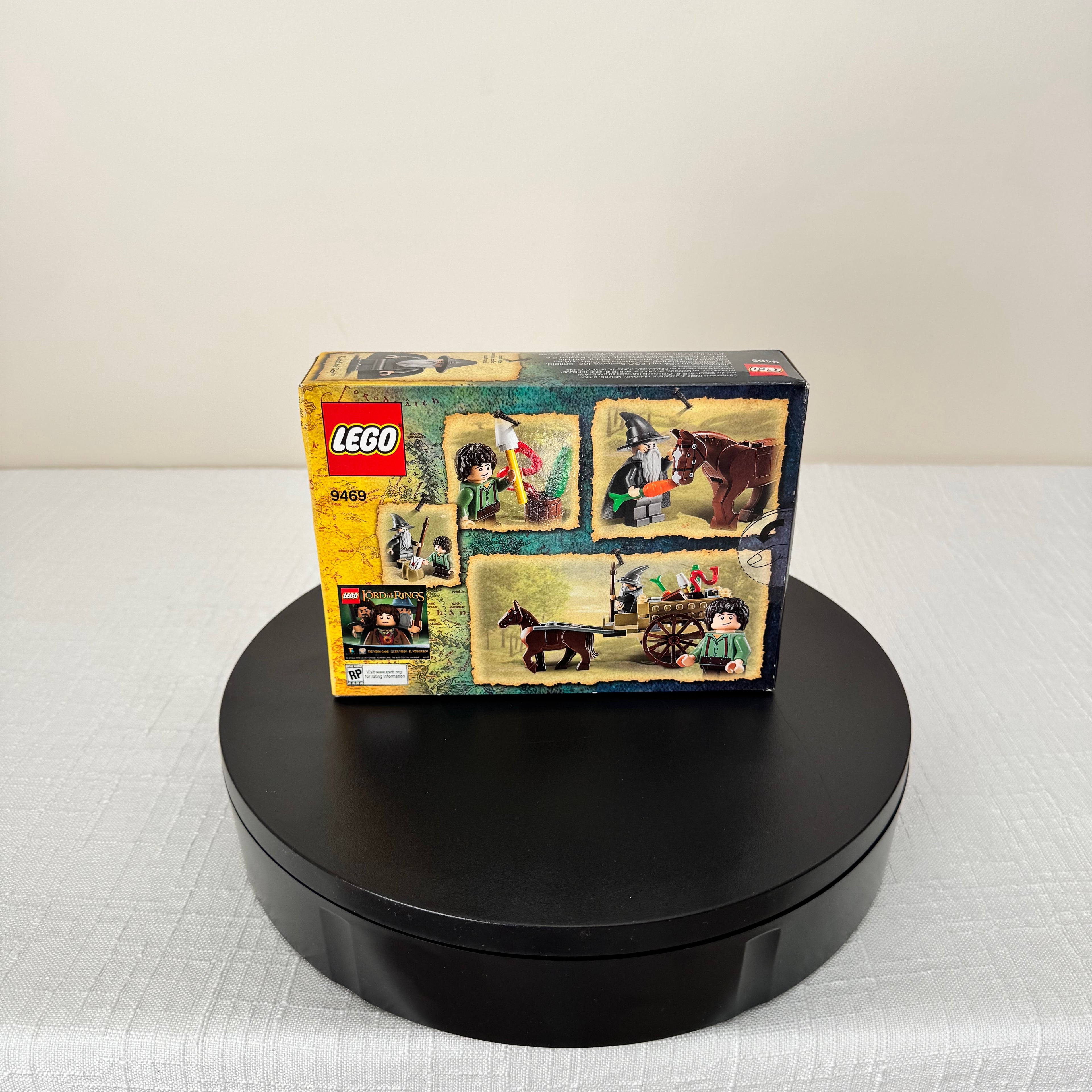 9469 (NISB) LEGO The Lord of the Rings The Fellowship of the Ring Gandalf Arrives