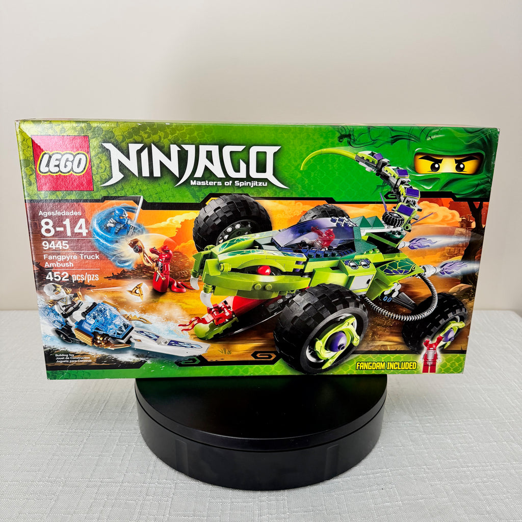 9445 (NISB) LEGO Ninjago Rise of the Snakes Fangpyre Truck Ambush