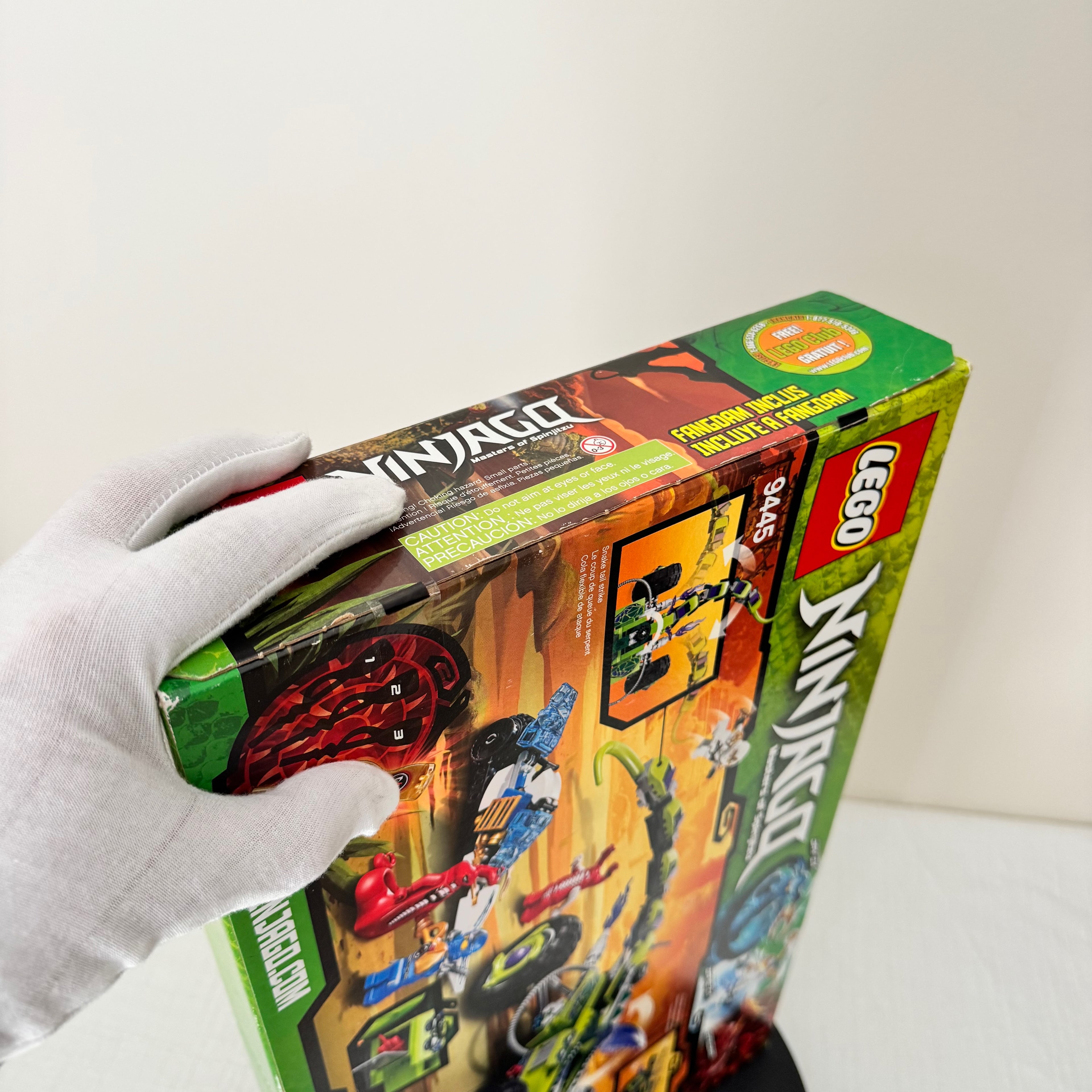 9445 (NISB) LEGO Ninjago Rise of the Snakes Fangpyre Truck Ambush
