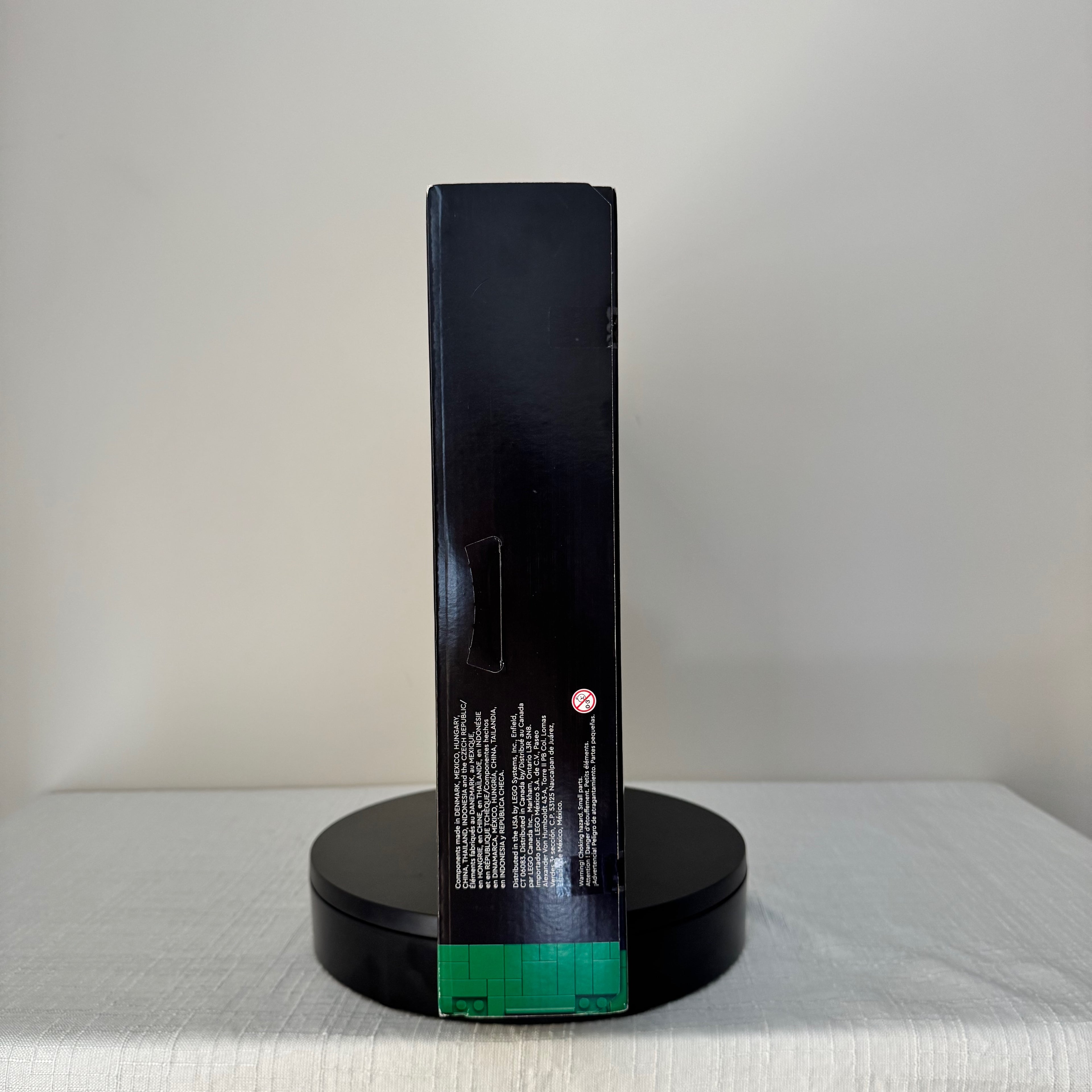 43242 (NISB) LEGO Disney Snow White and the Seven Dwarfs' Cottage